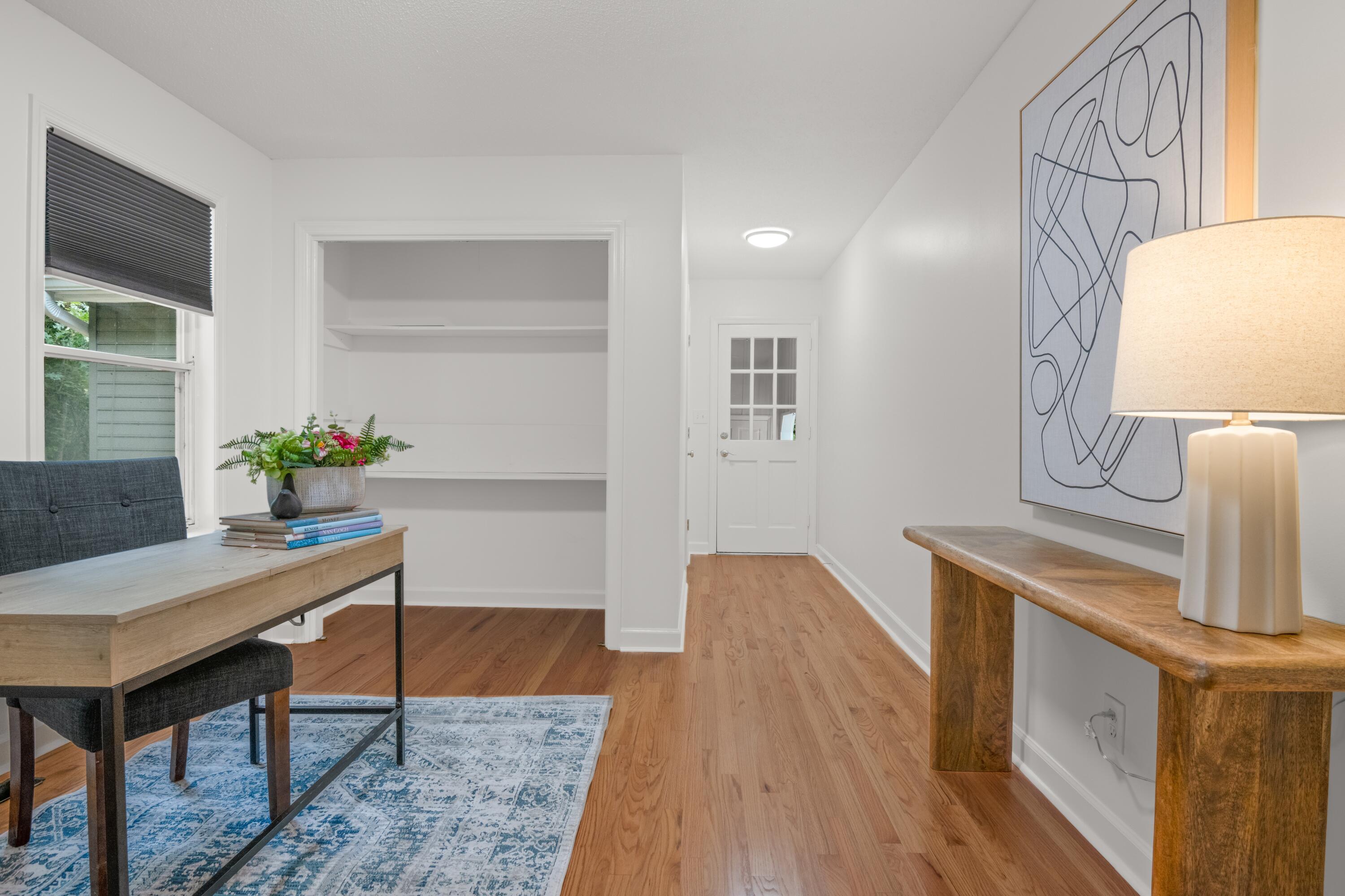 1033 River Hills Drive