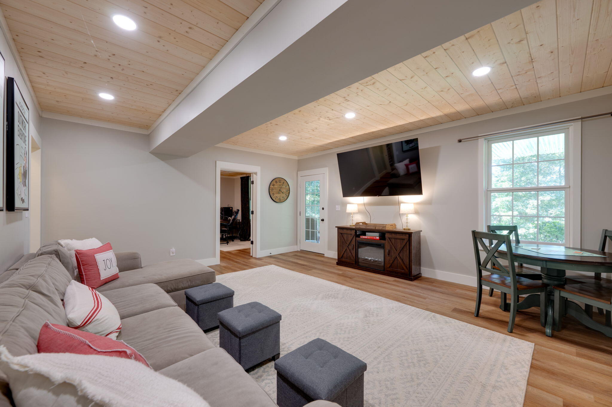 225 Woods Subdivision Lane