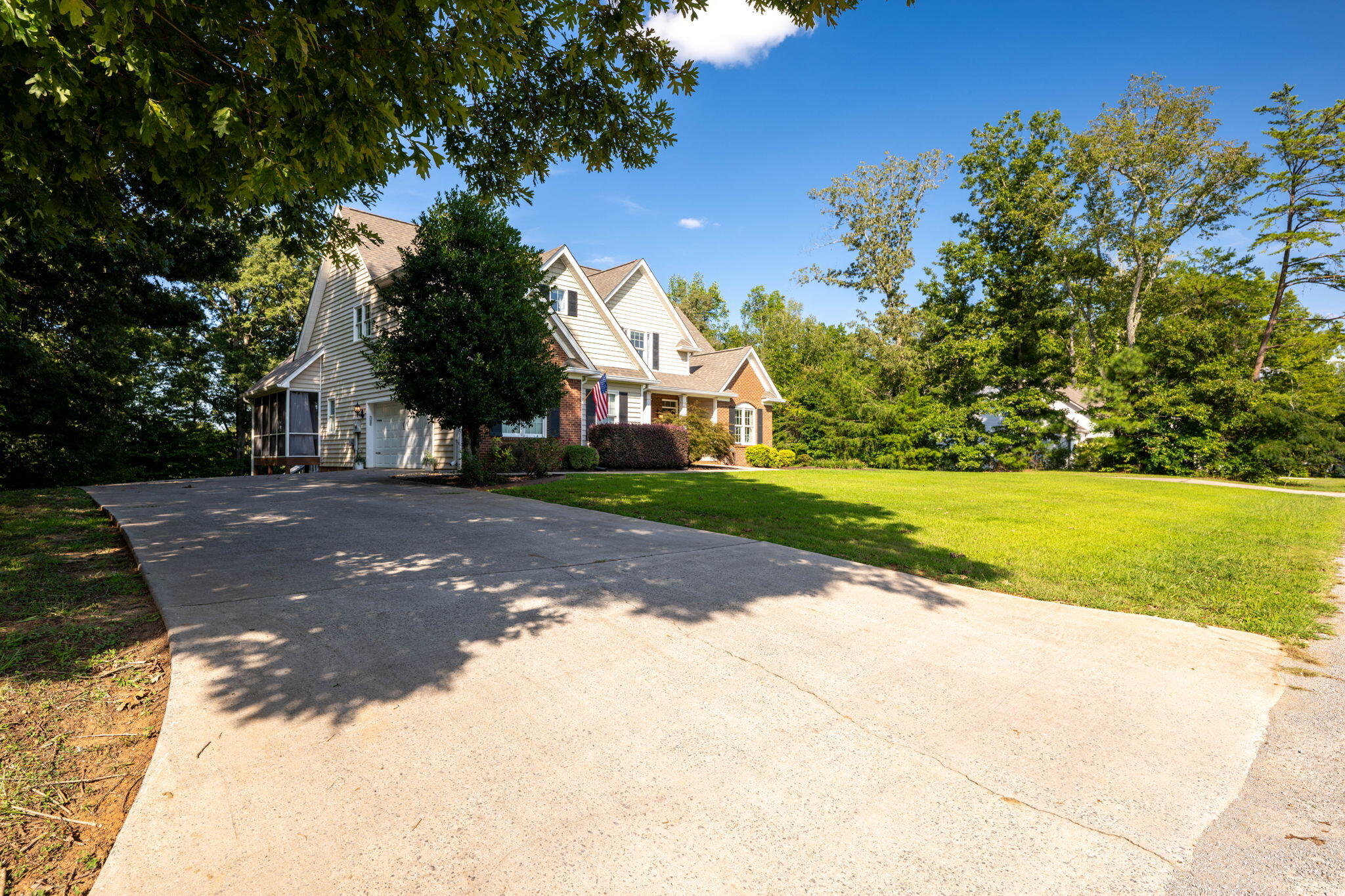 225 Woods Subdivision Lane