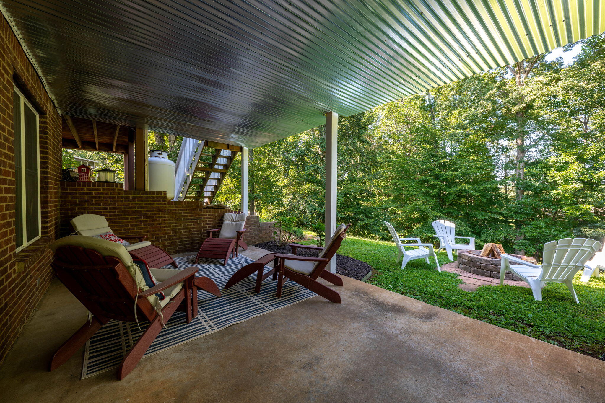 225 Woods Subdivision Lane