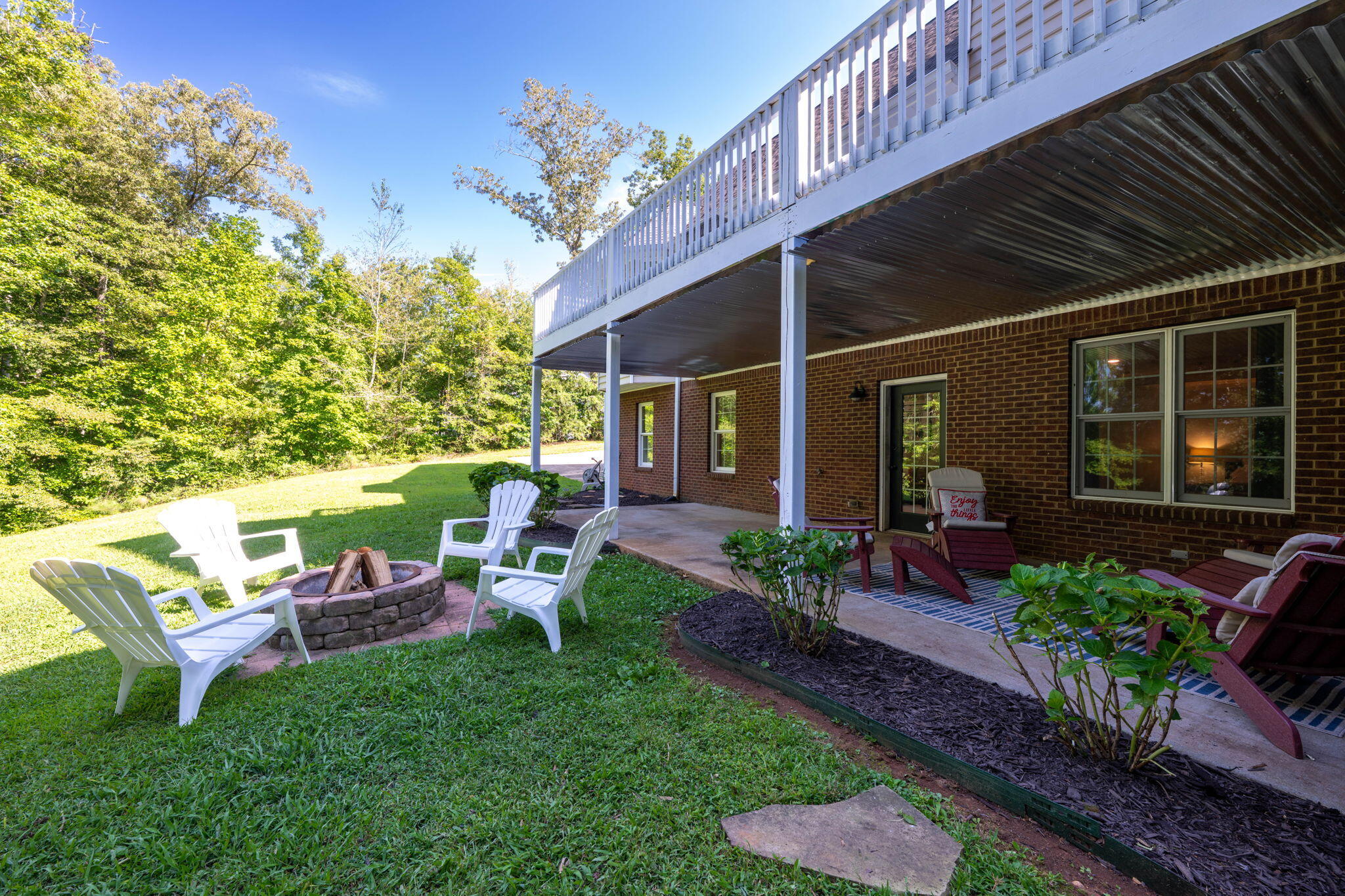 225 Woods Subdivision Lane