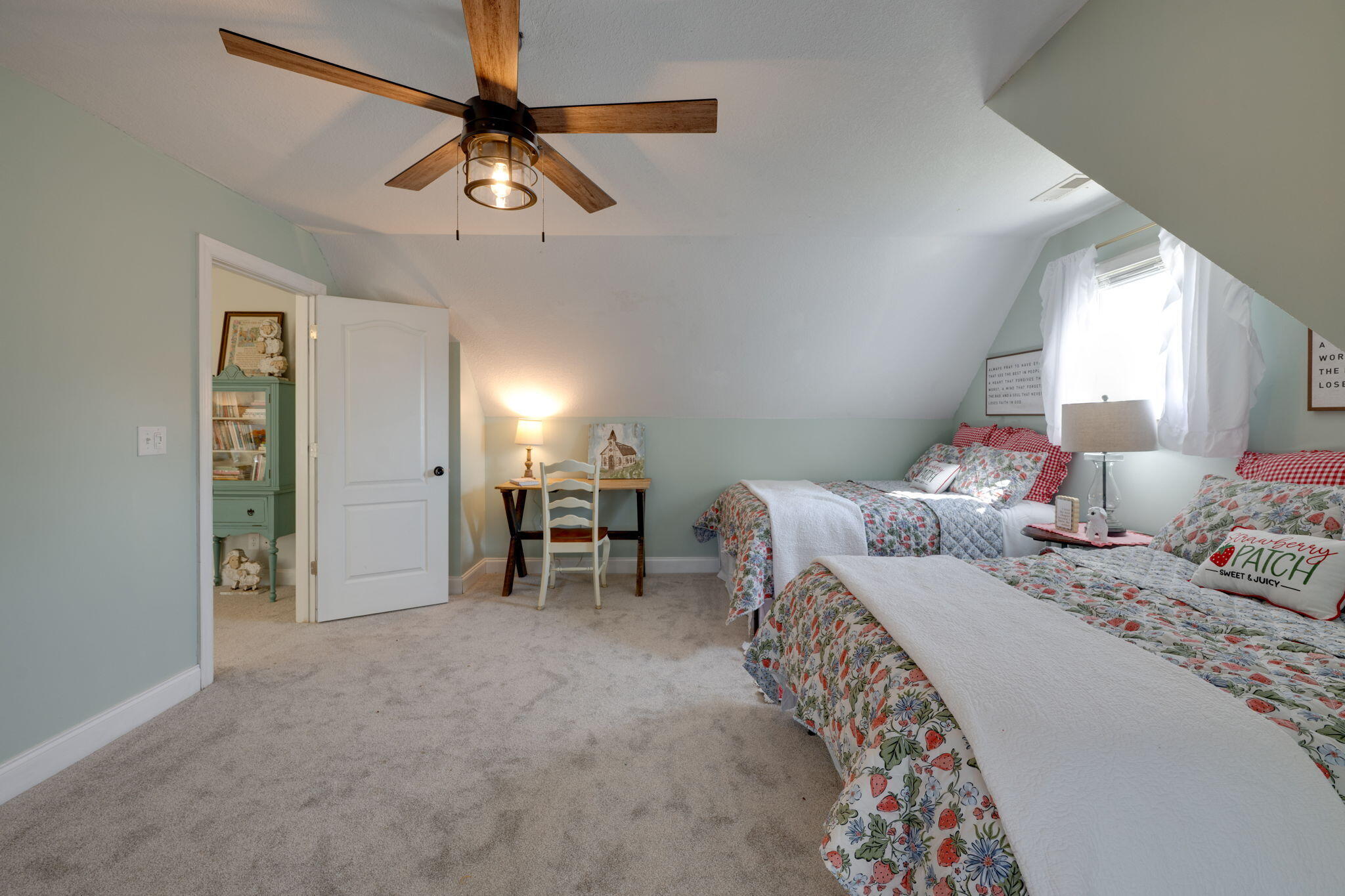 225 Woods Subdivision Lane