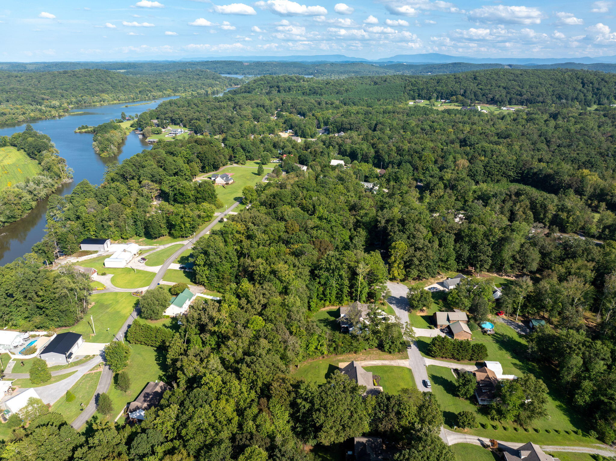 225 Woods Subdivision Lane