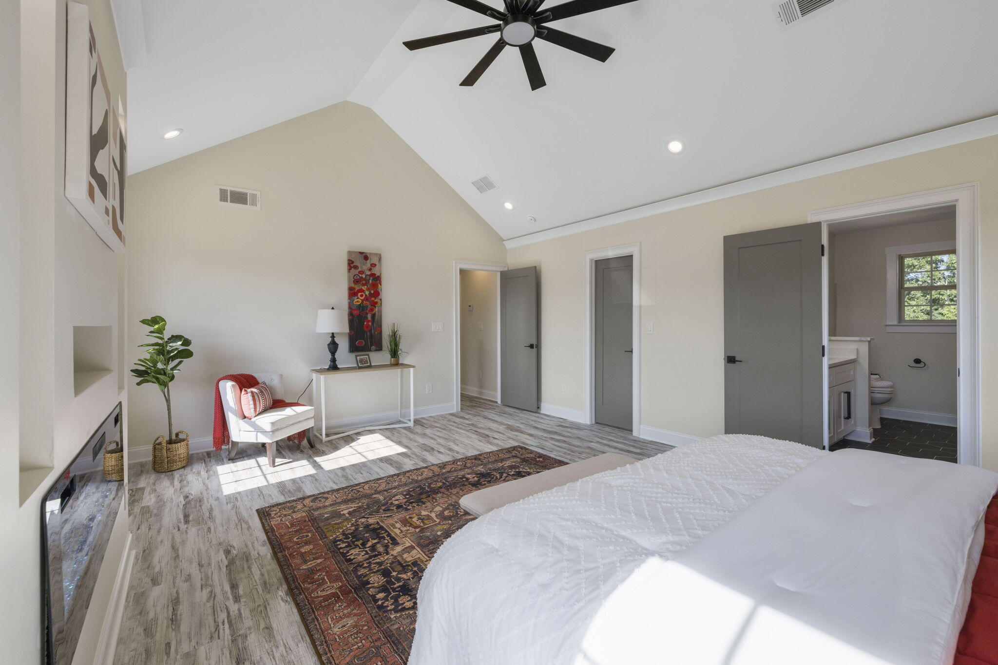 54 Battle Bluff Drive