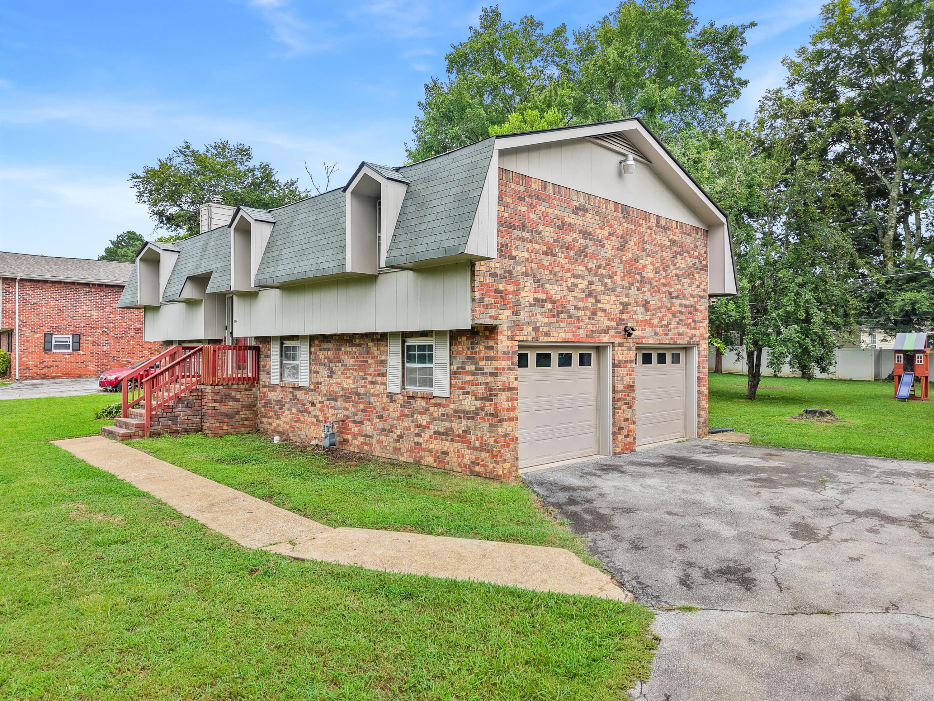 204 Mitchell Lane, Rossville