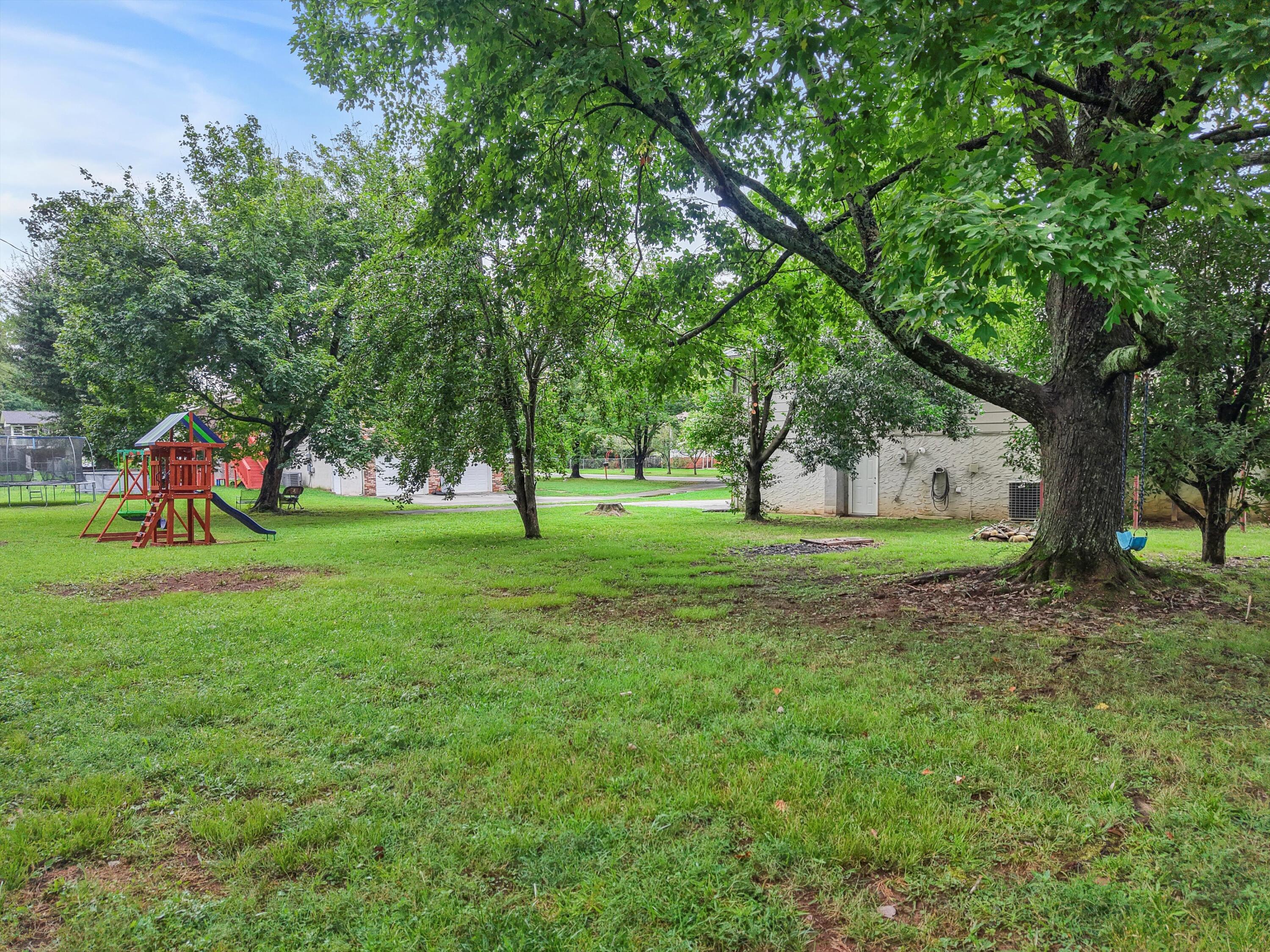 204 Mitchell Lane, Rossville