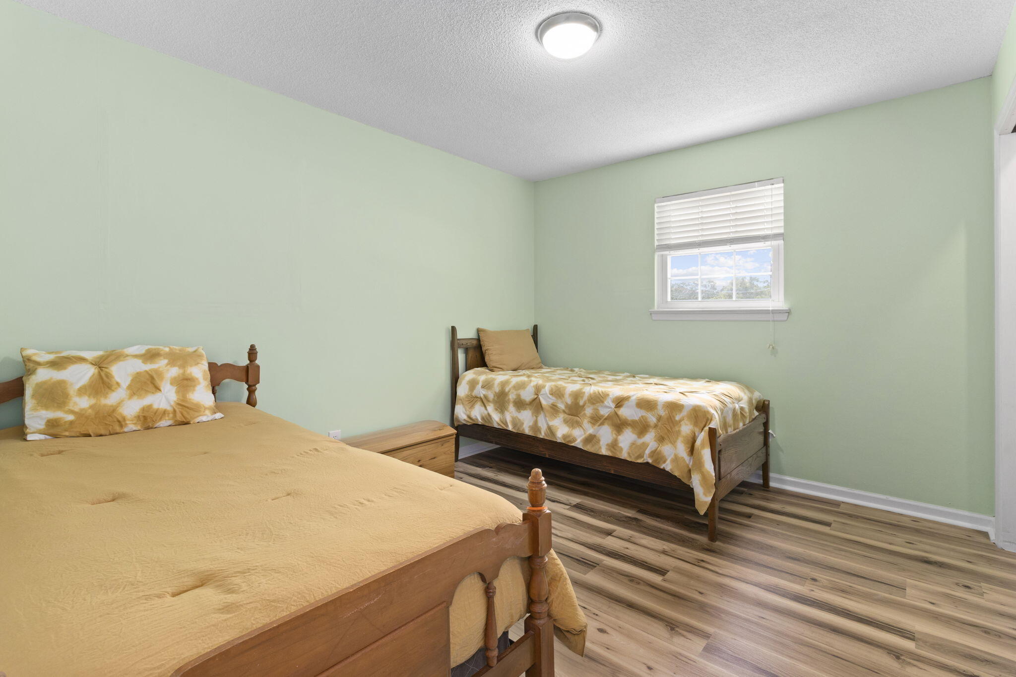 52 S Glade Road