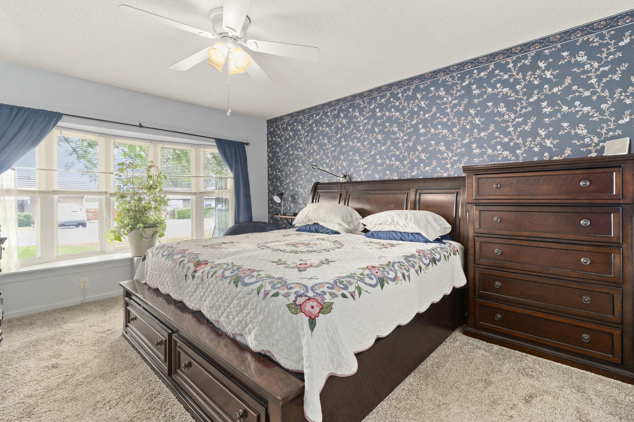 52 S Glade Road