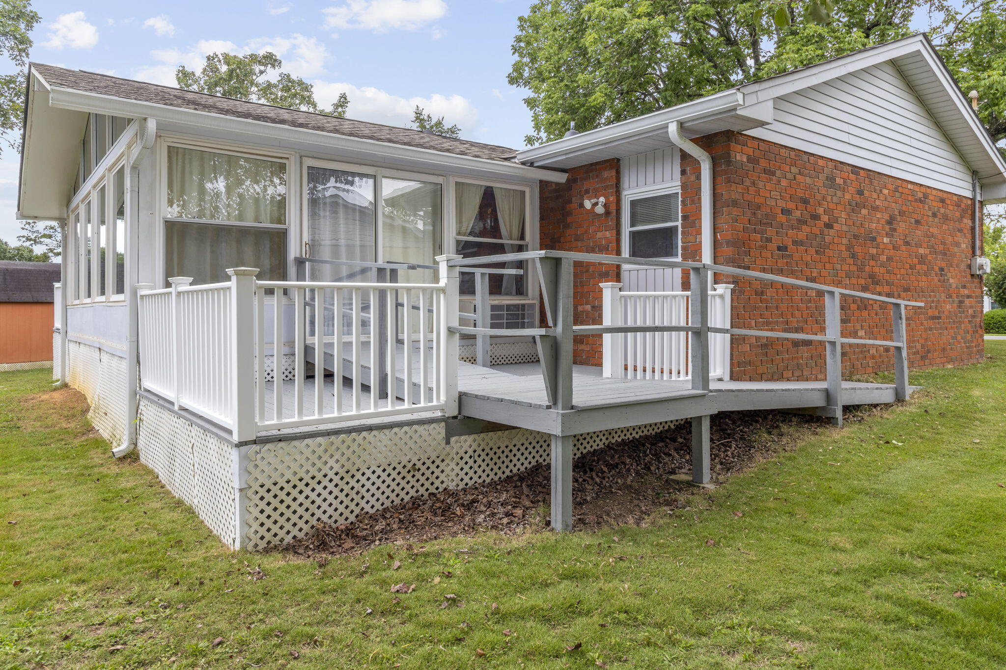 52 S Glade Road