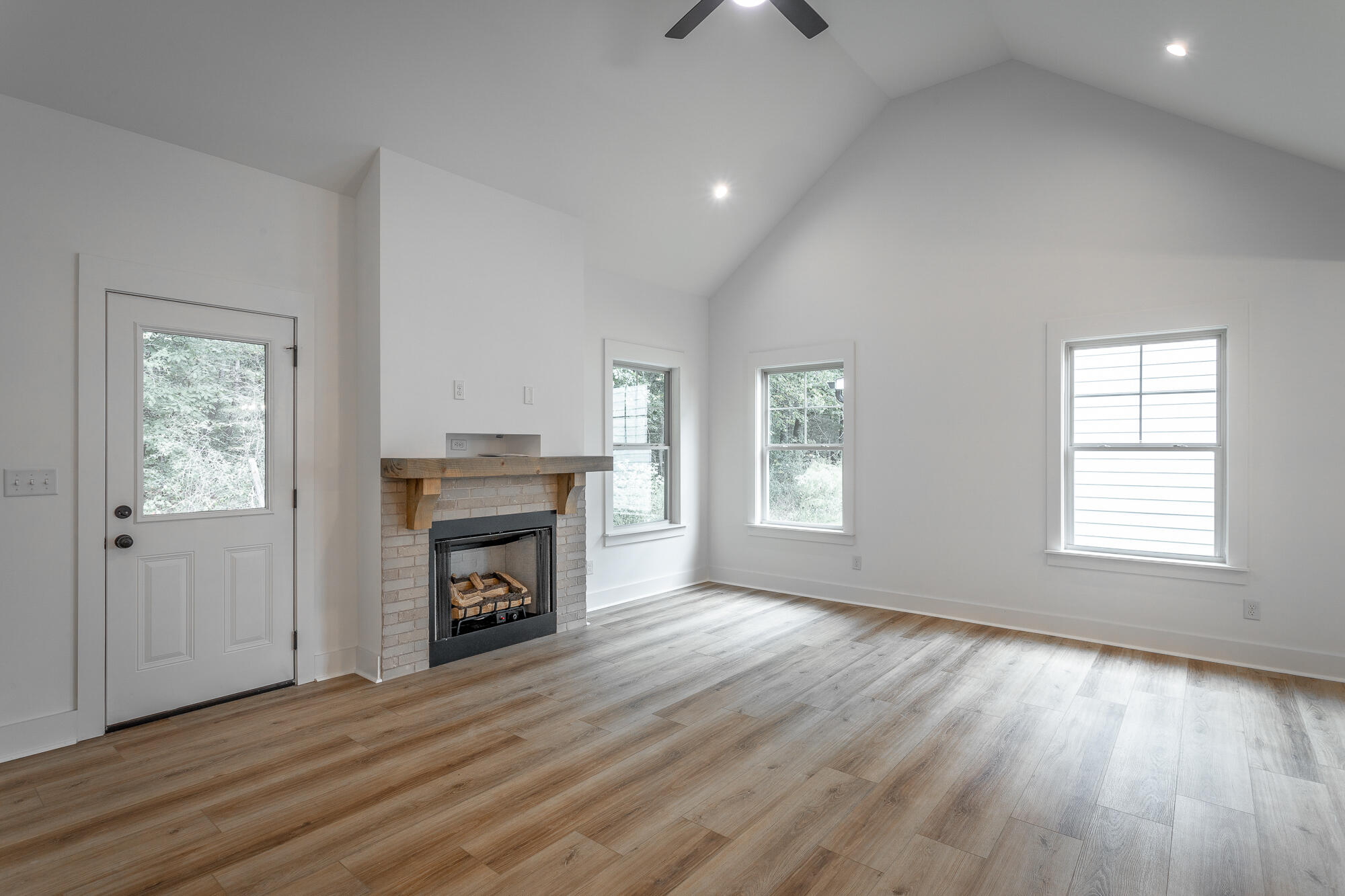 255 Willow Grove Court