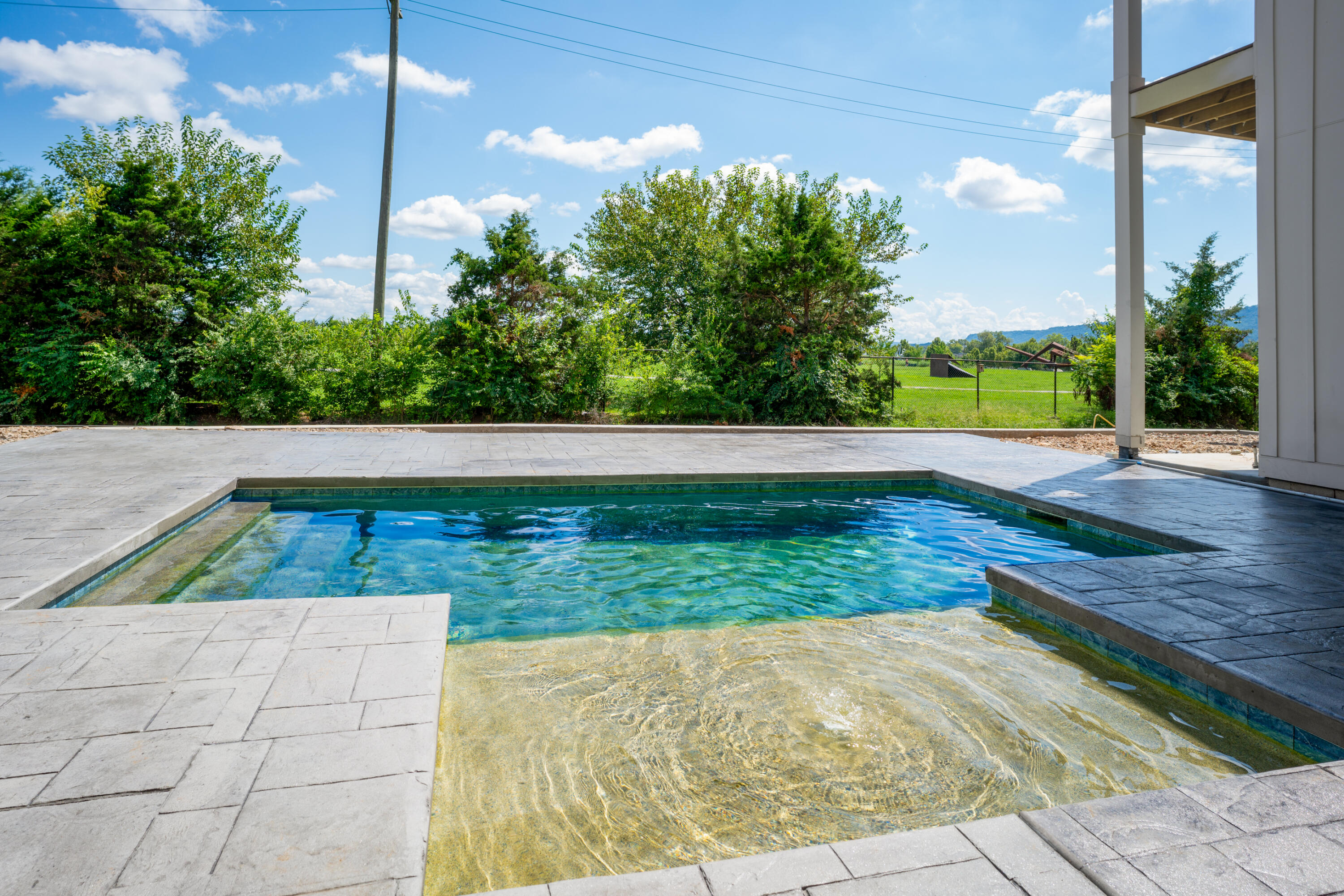 998 Montague Place