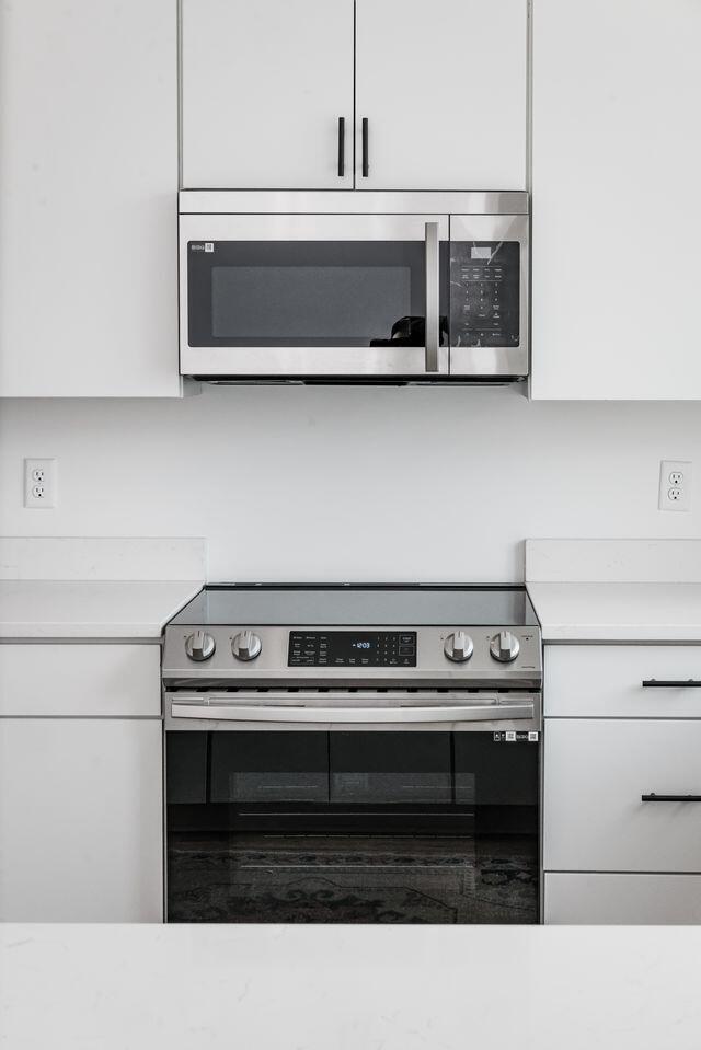 3343 Aberdeen Row