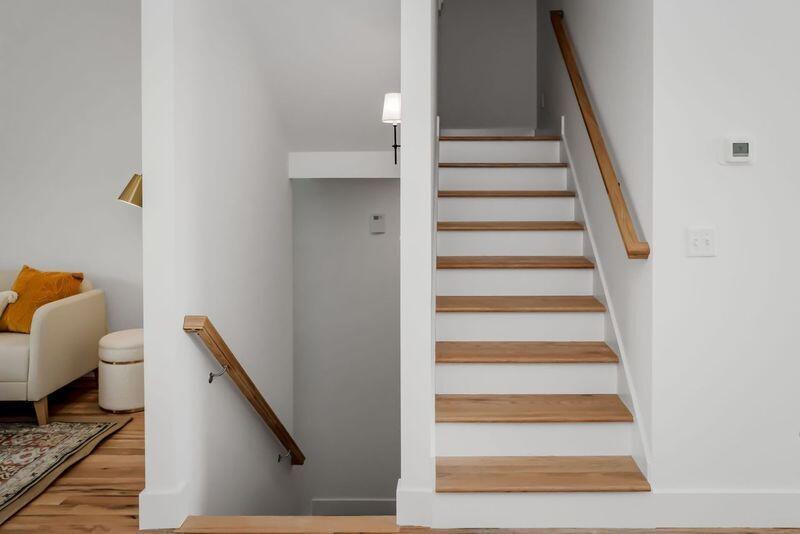 3343 Aberdeen Row