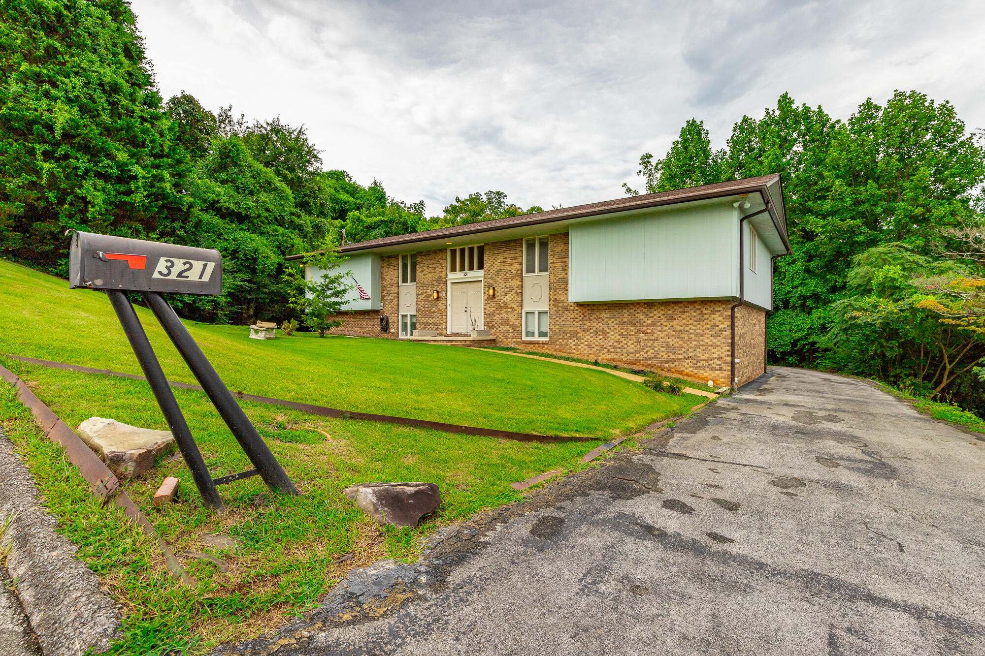 321 Brownview Drive