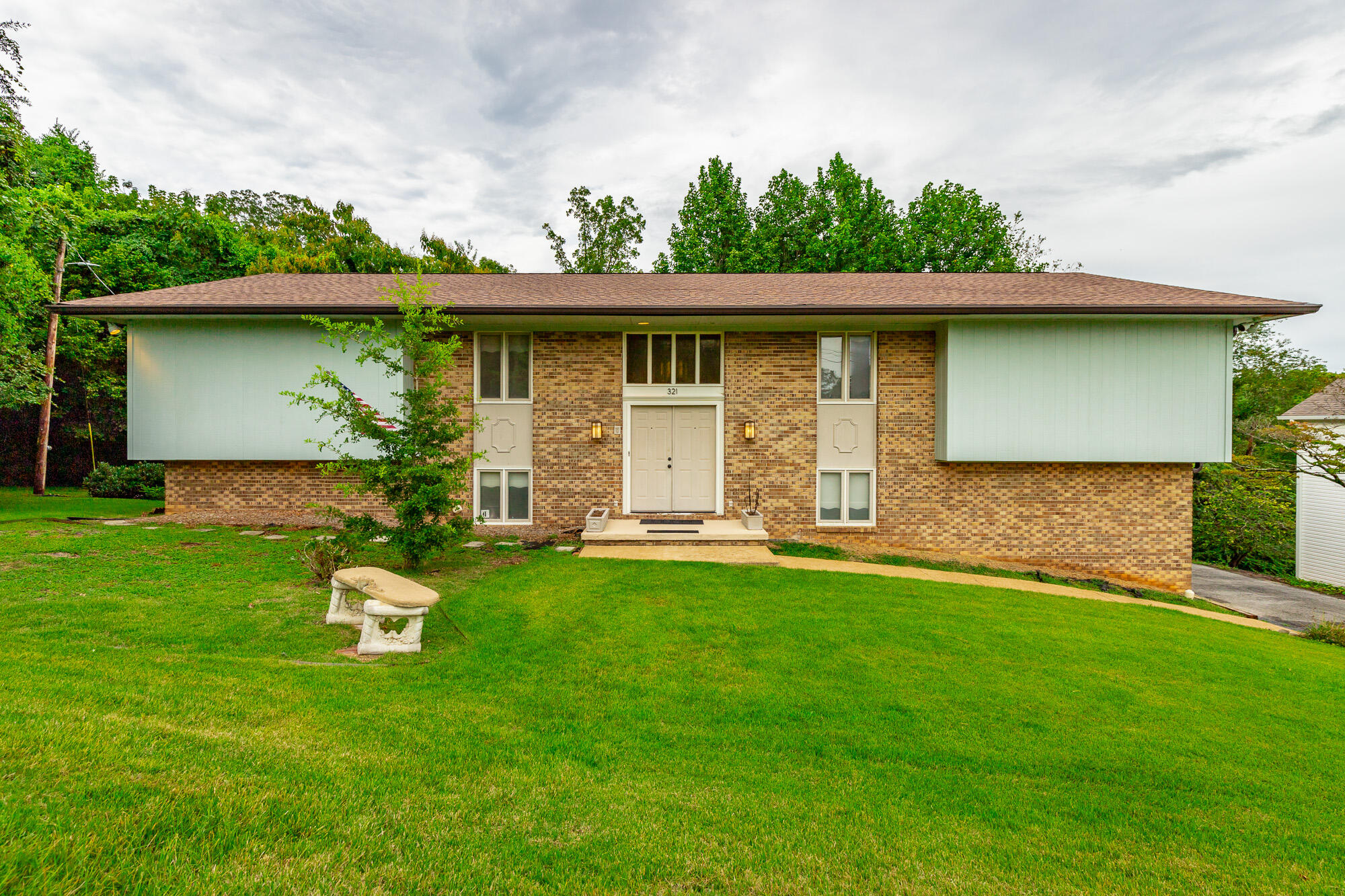 321 Brownview Drive