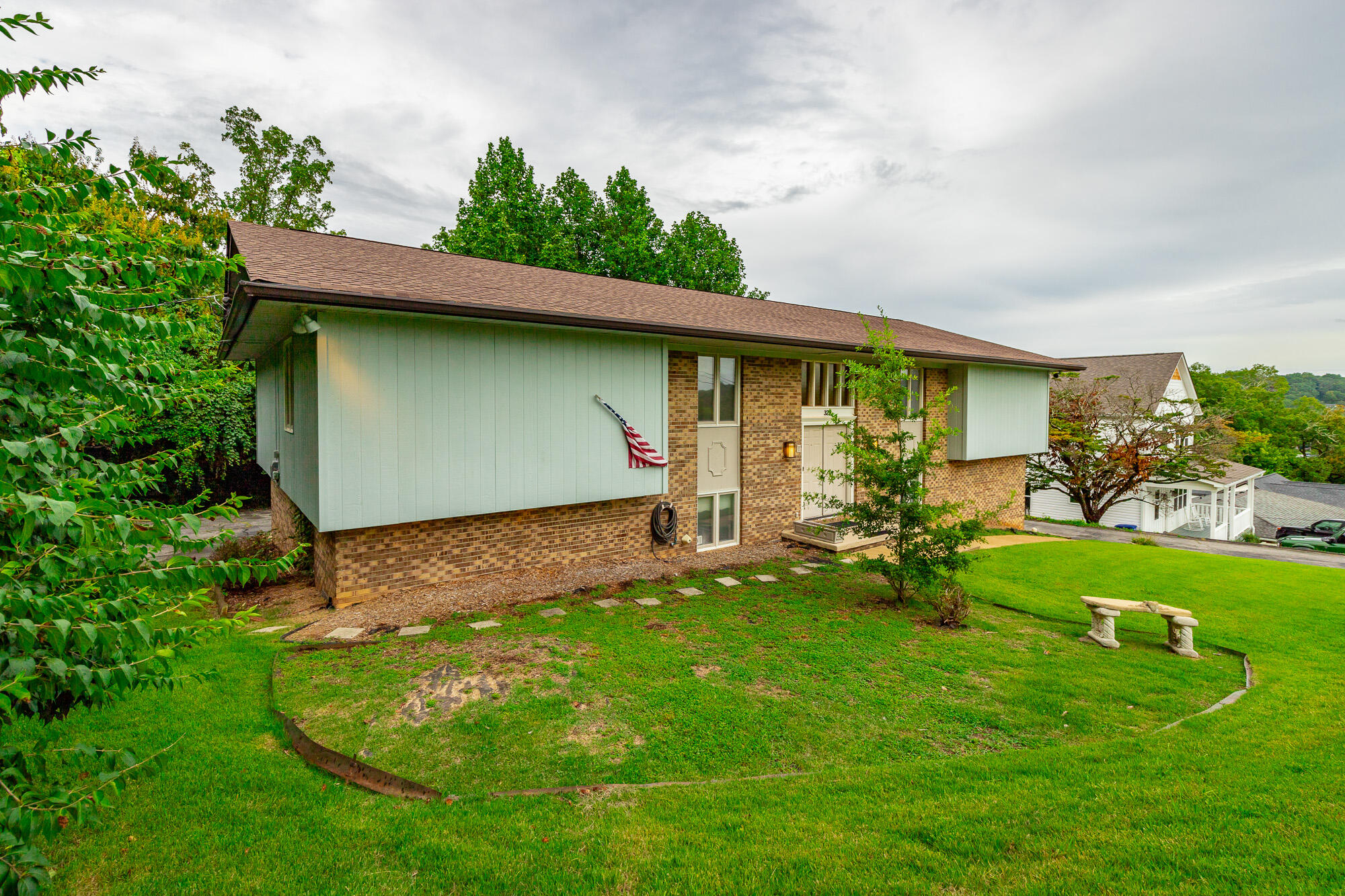 321 Brownview Drive