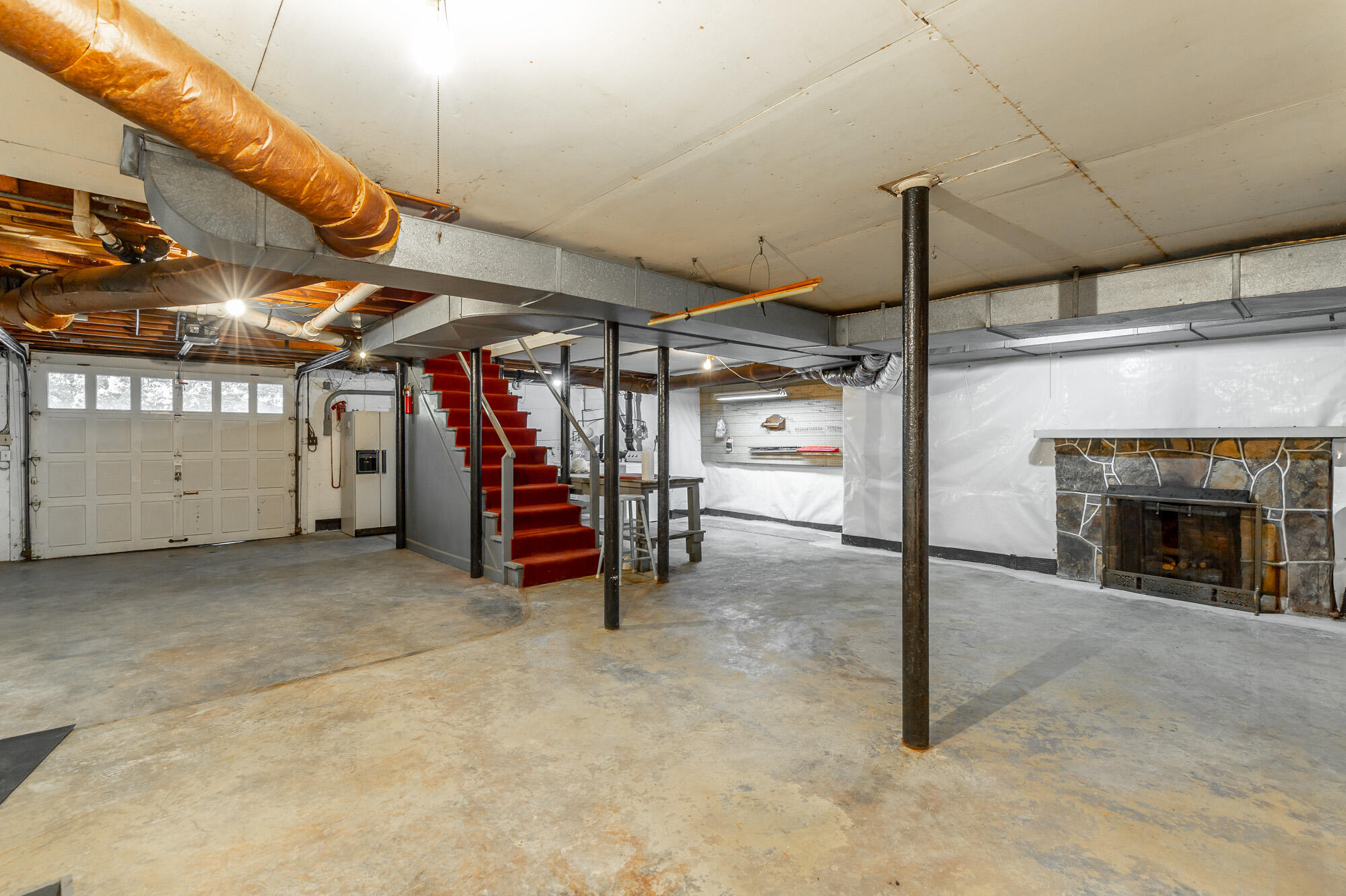 107 W Daytona Drive
