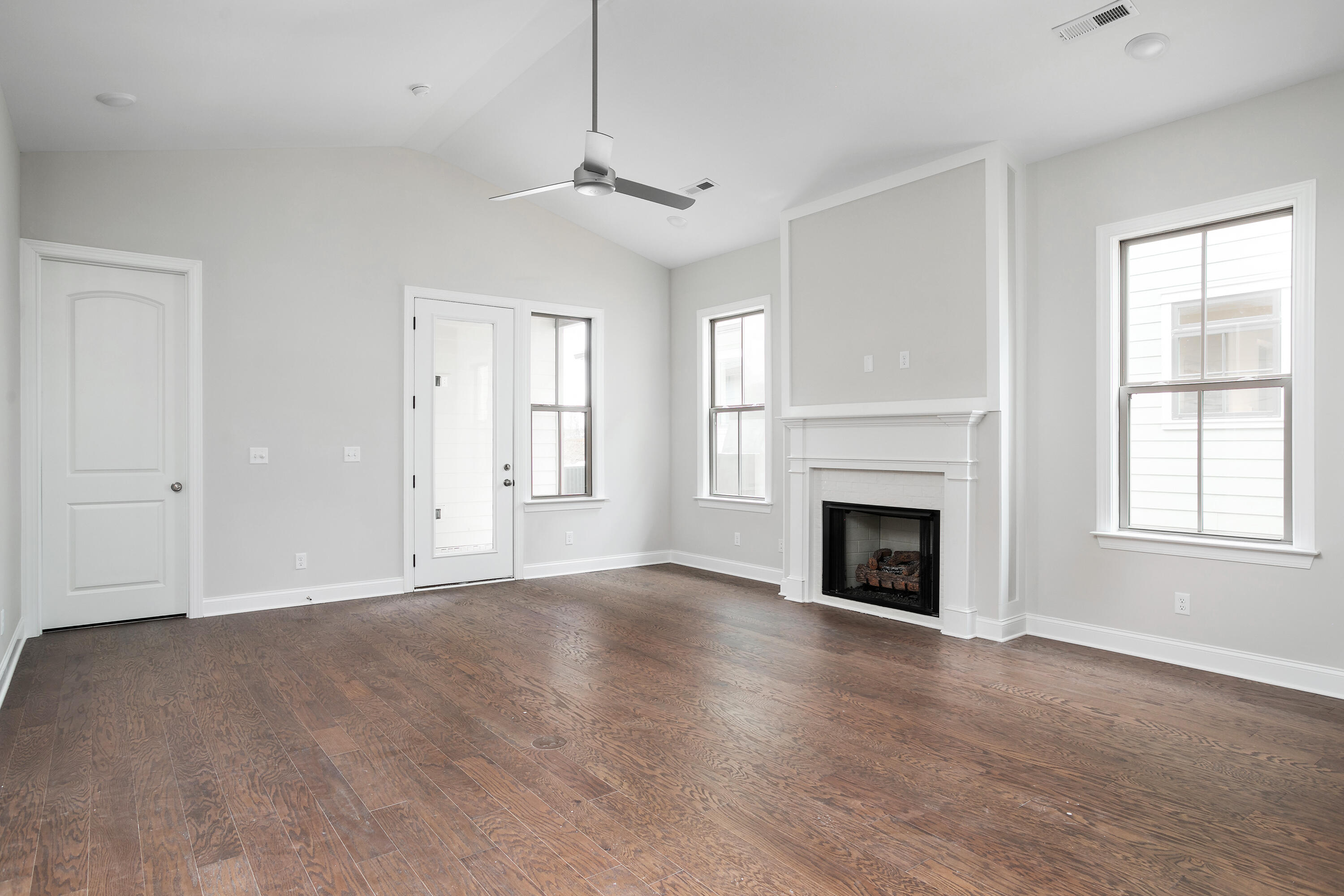 1700 Farmstead Lot 85 Drive
