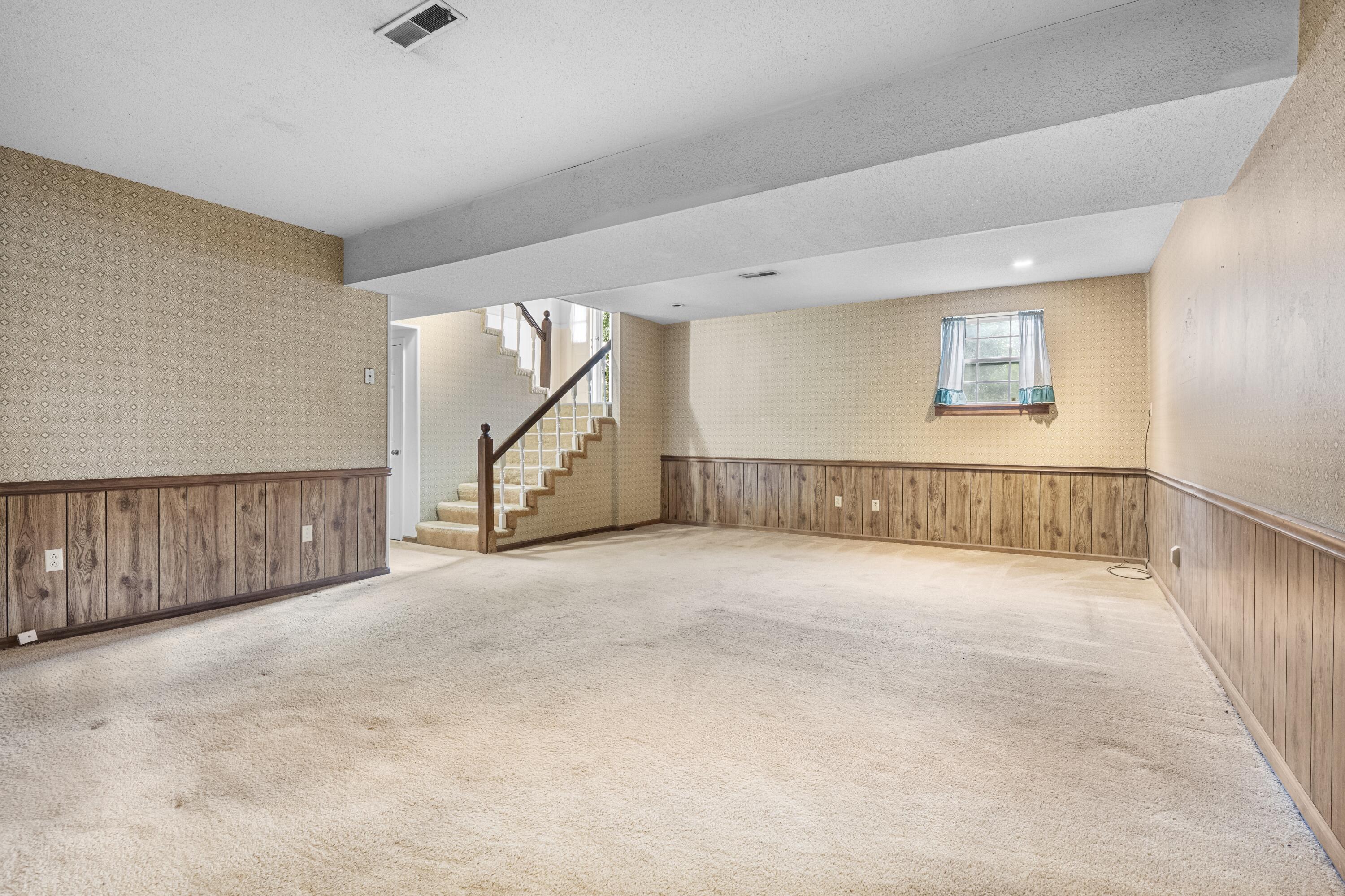 801 Chestnut Wood Lane