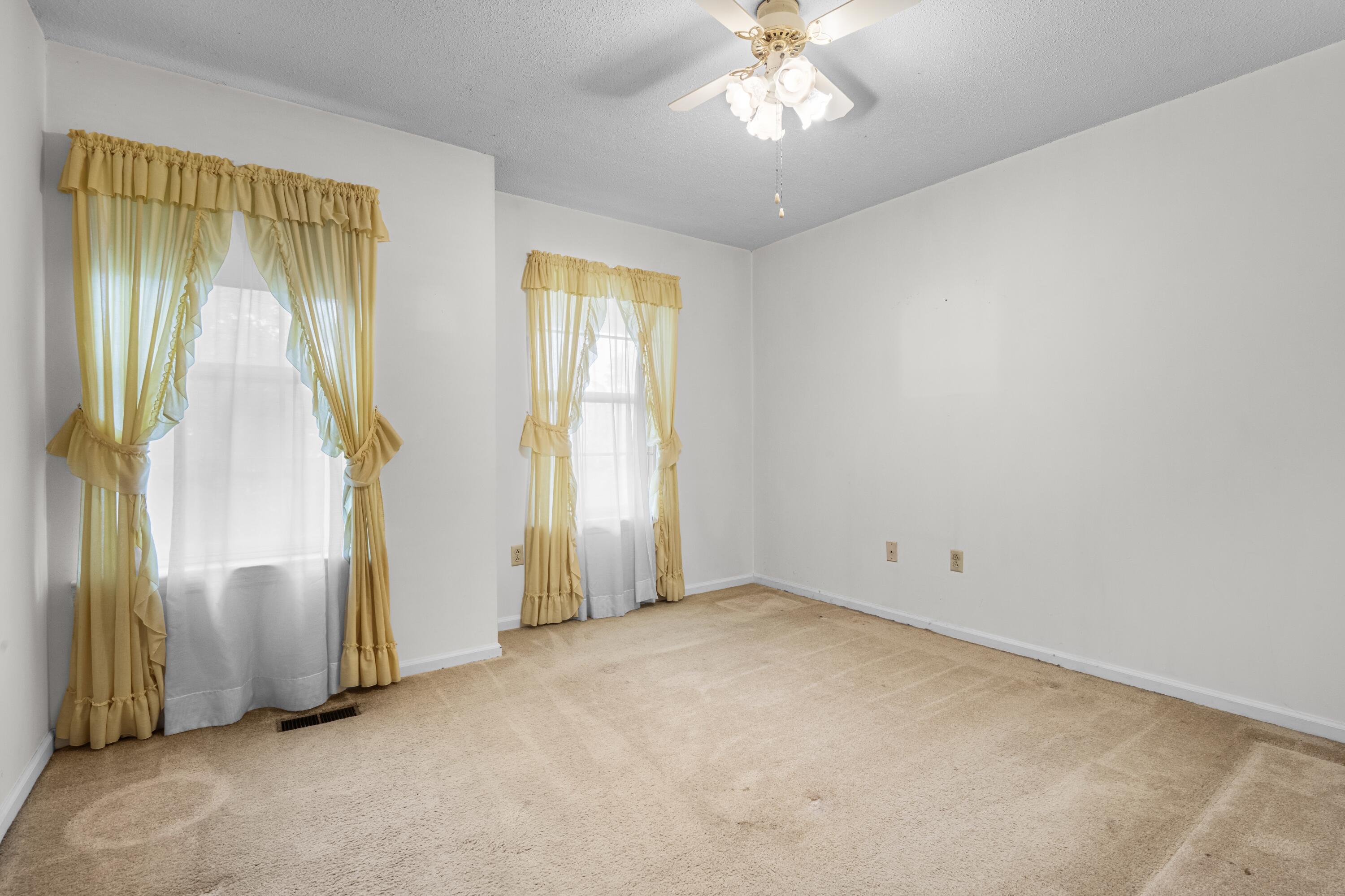 801 Chestnut Wood Lane