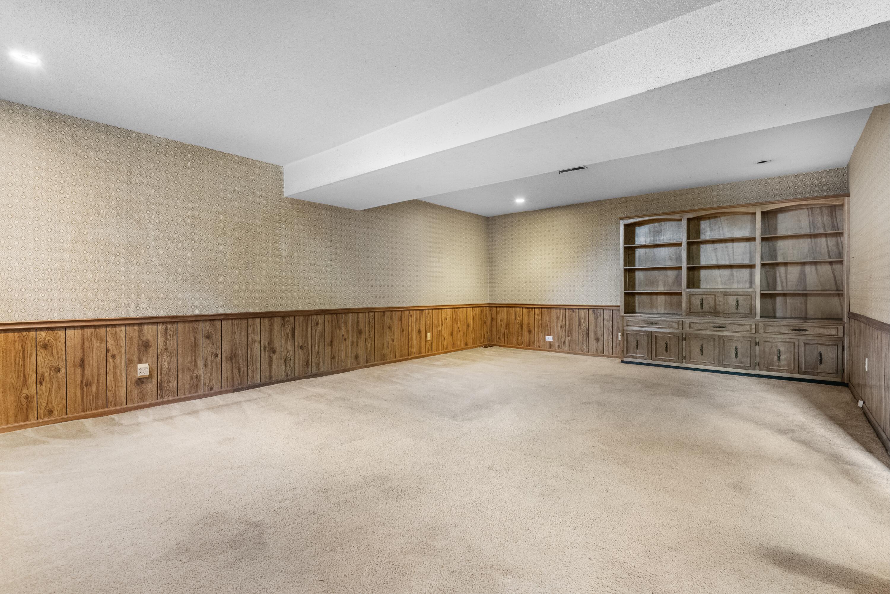 801 Chestnut Wood Lane