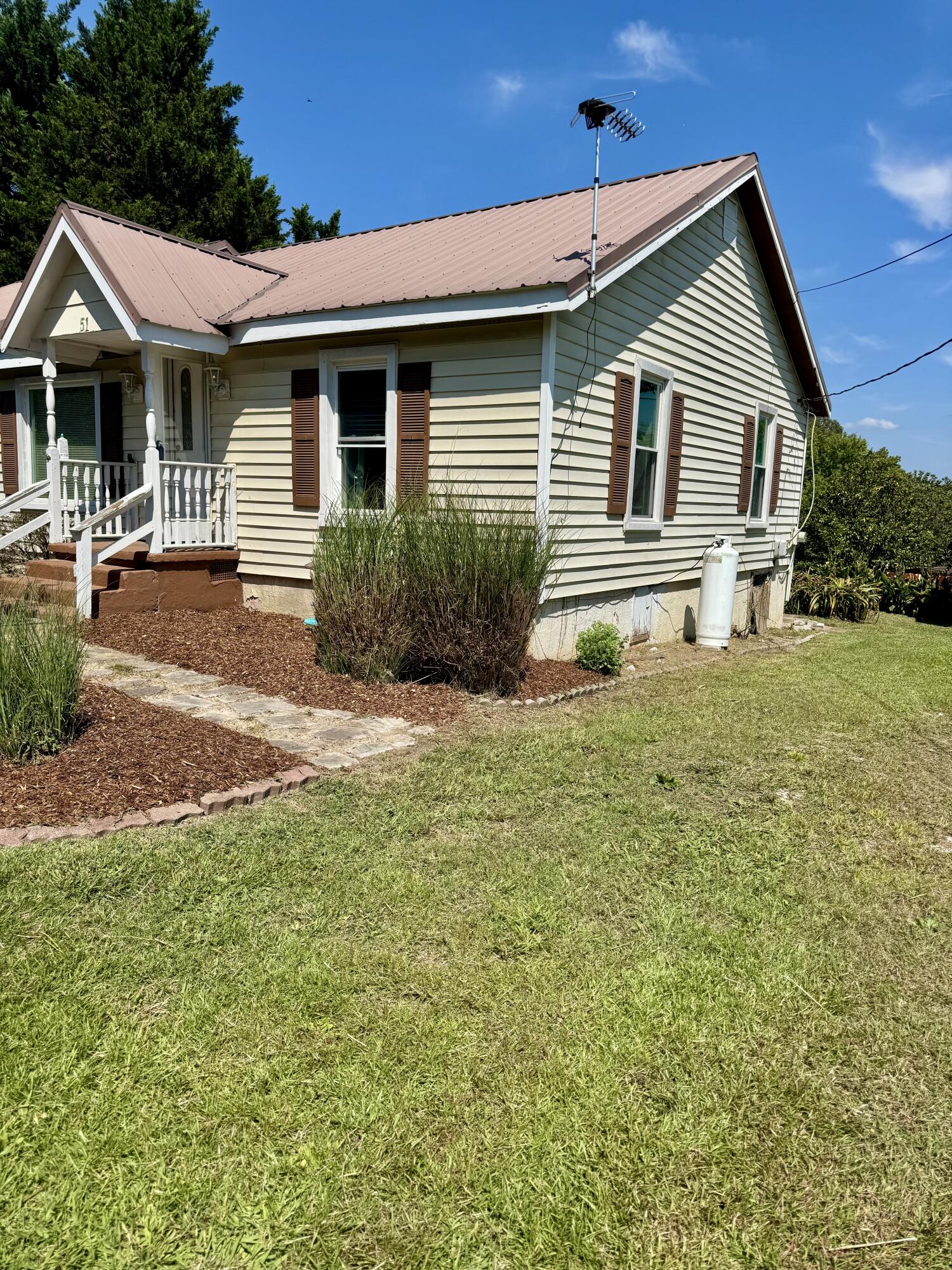51 Circle Drive