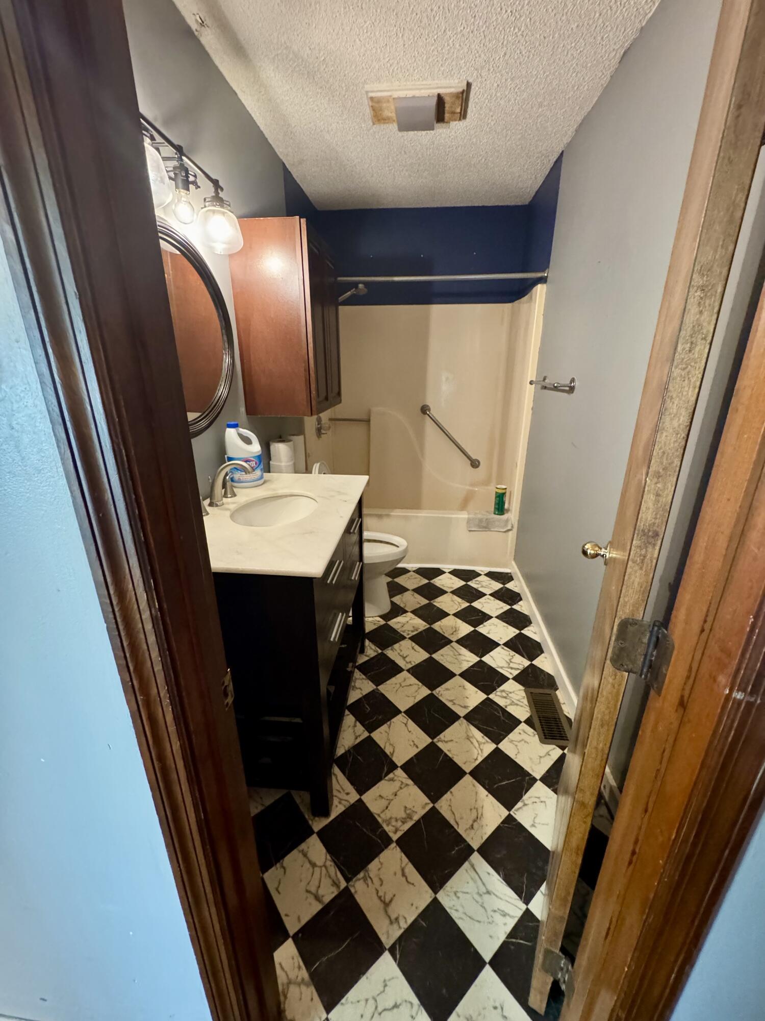 51 Circle Drive