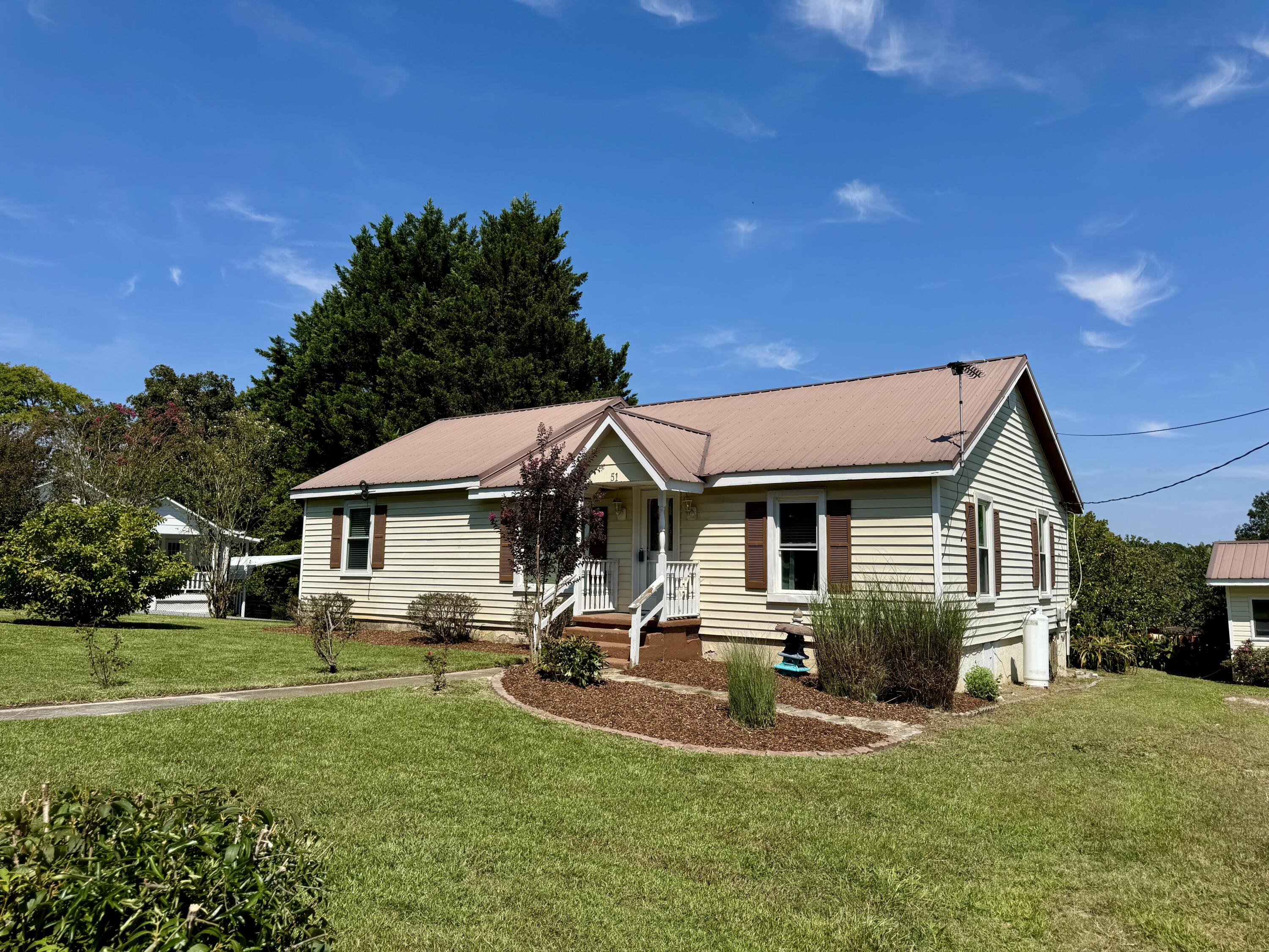 51 Circle Drive