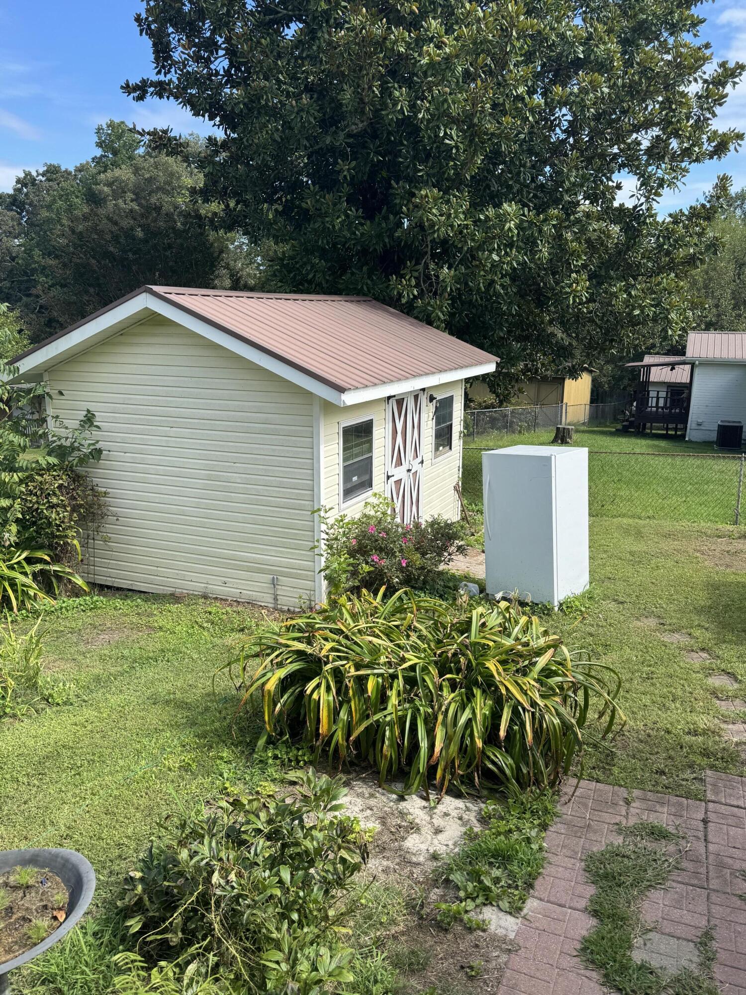 51 Circle Drive