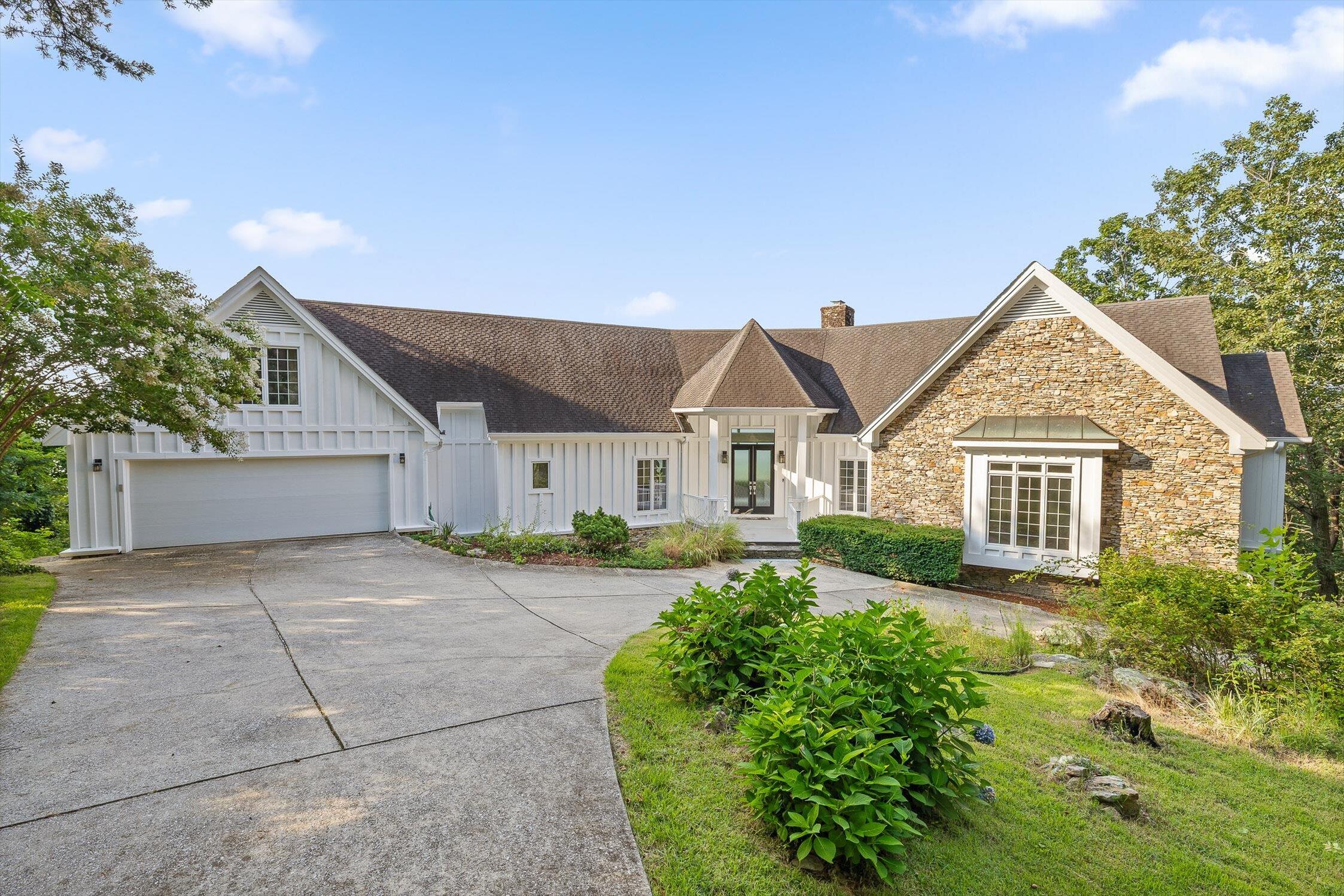 921 Rose Marie Court