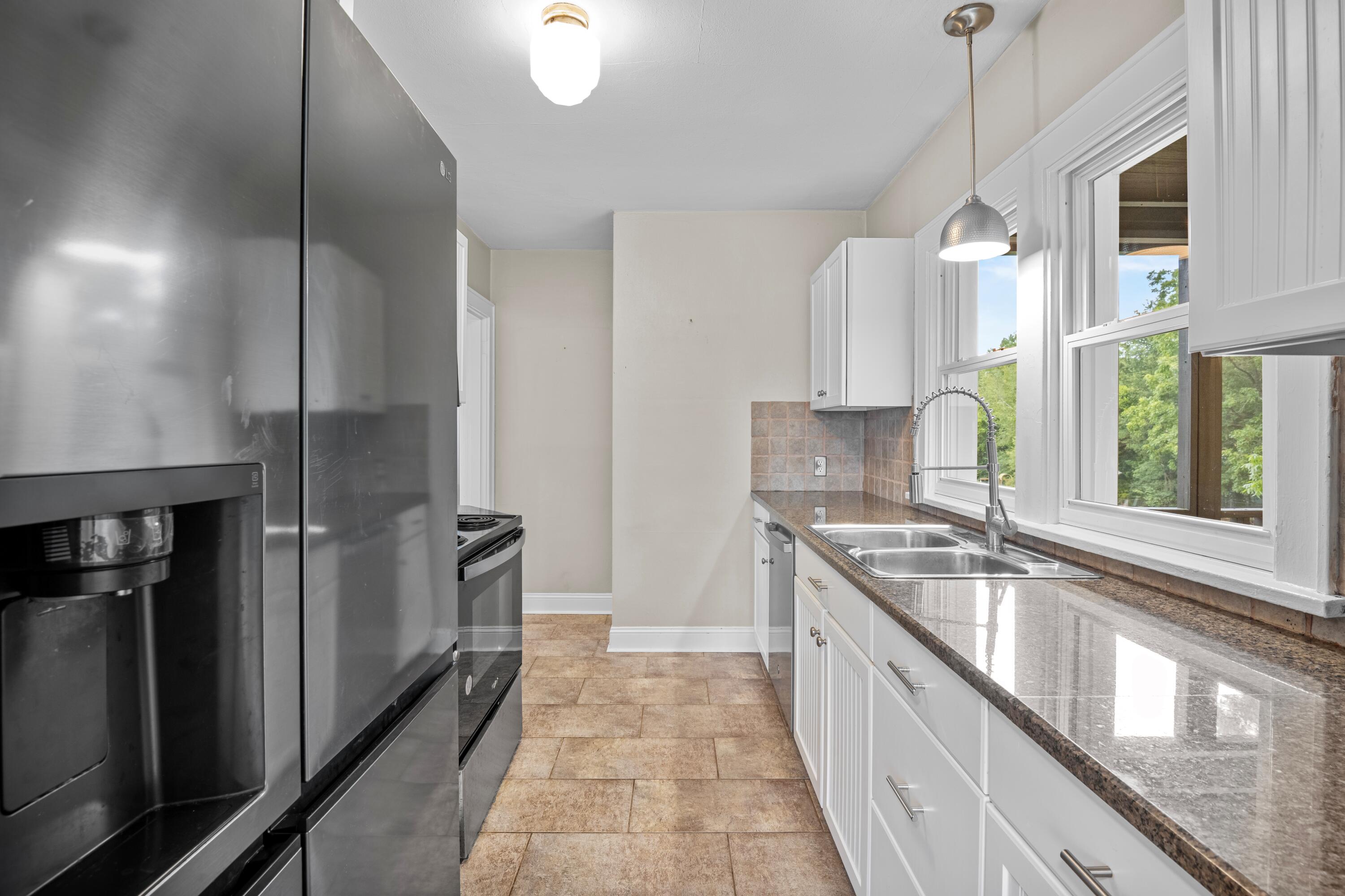 111 Brentwood Drive