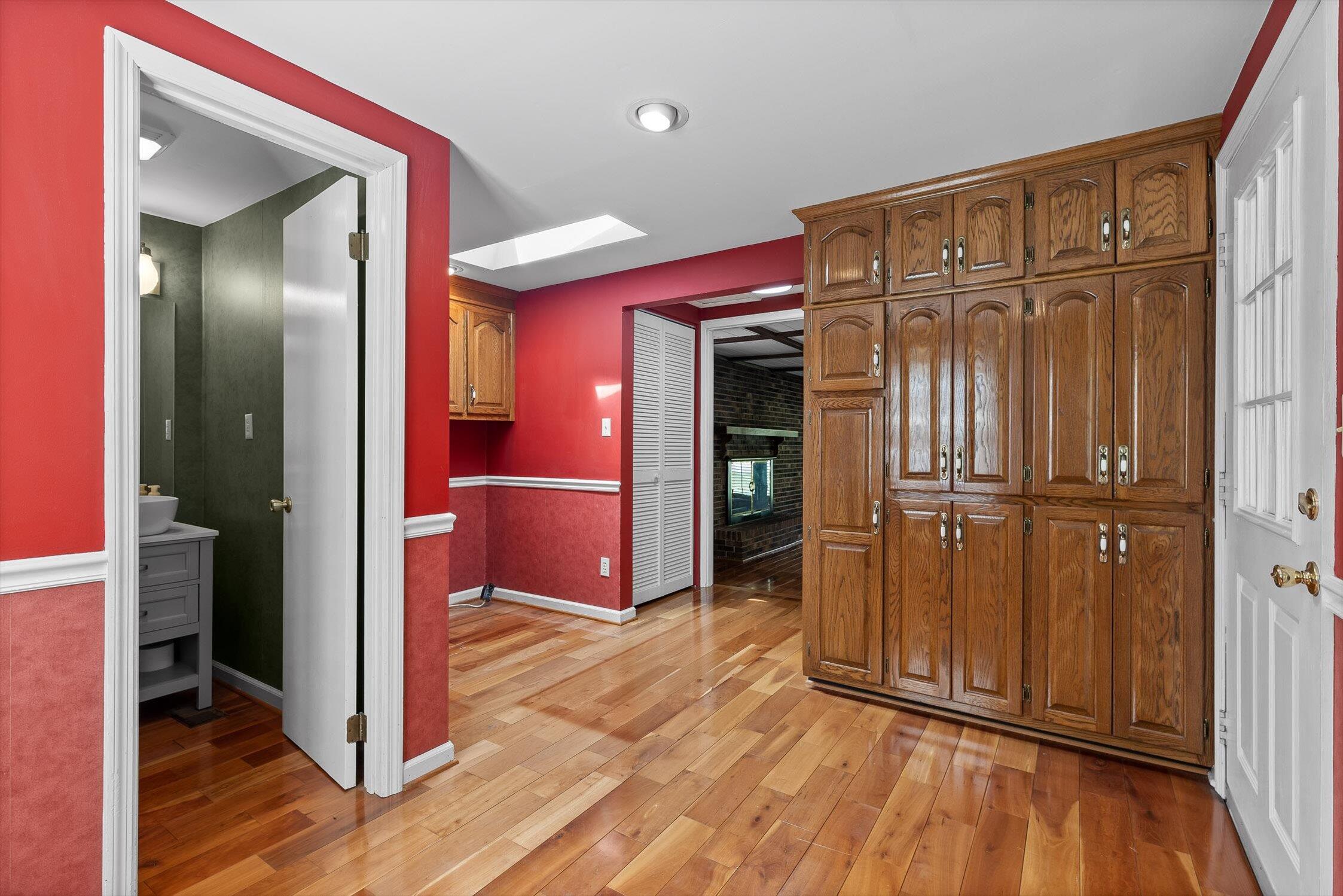 348 Isbill Road