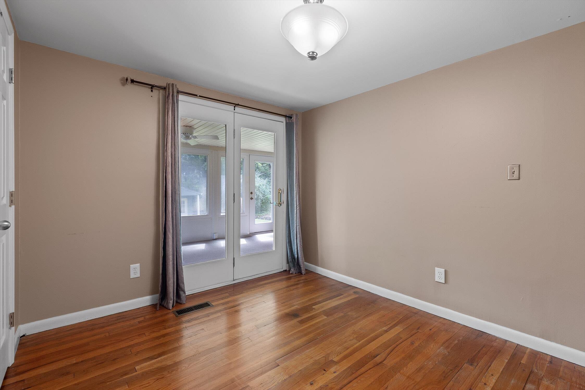 348 Isbill Road