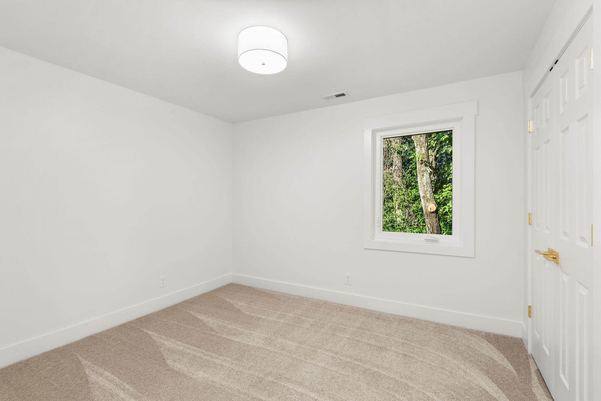 38 Rock Crest Drive