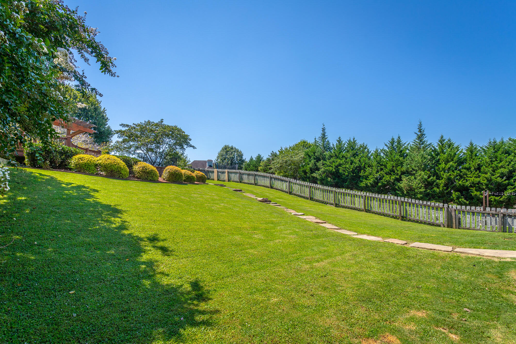 873 Windrush Loop