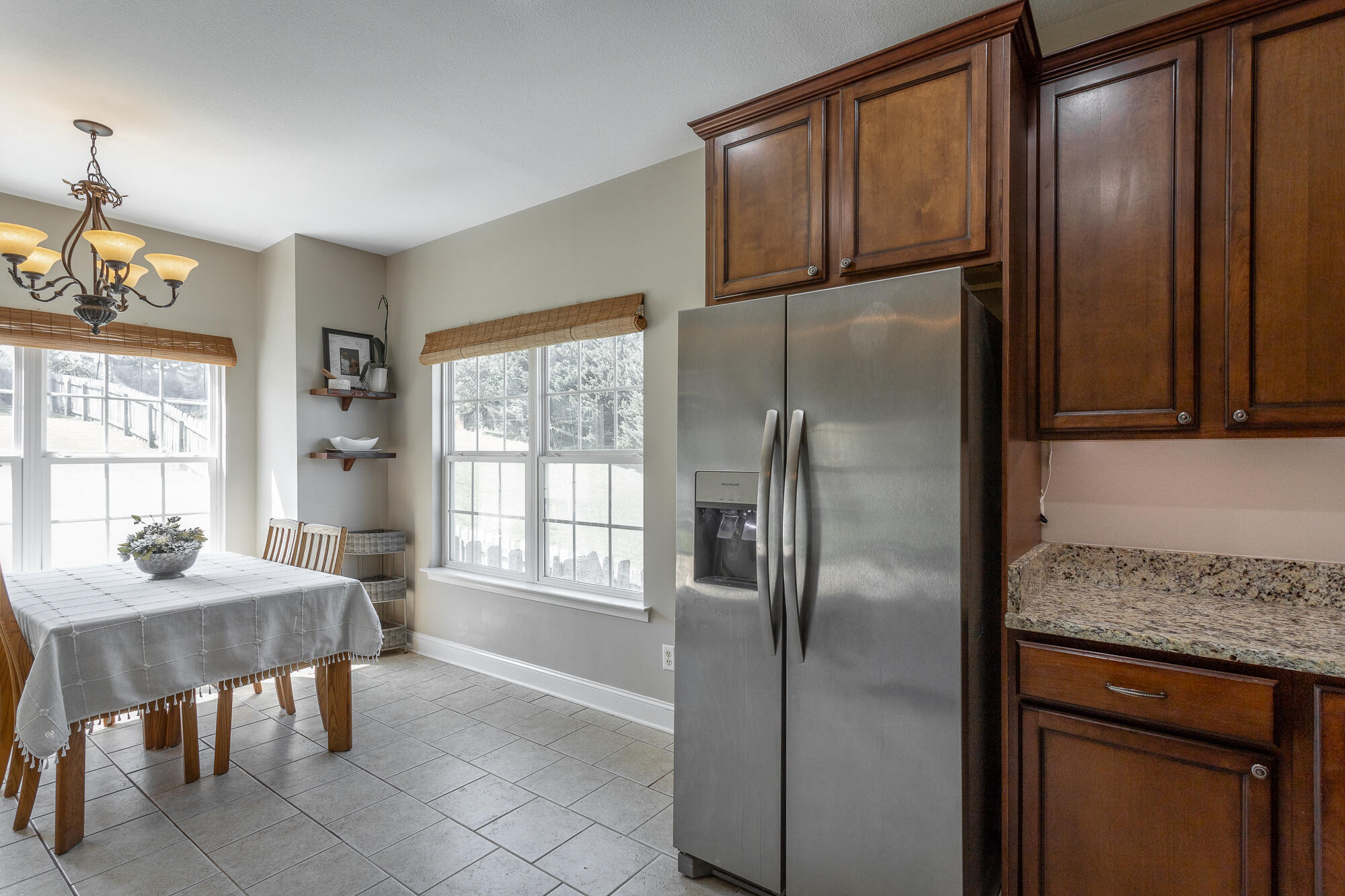 873 Windrush Loop