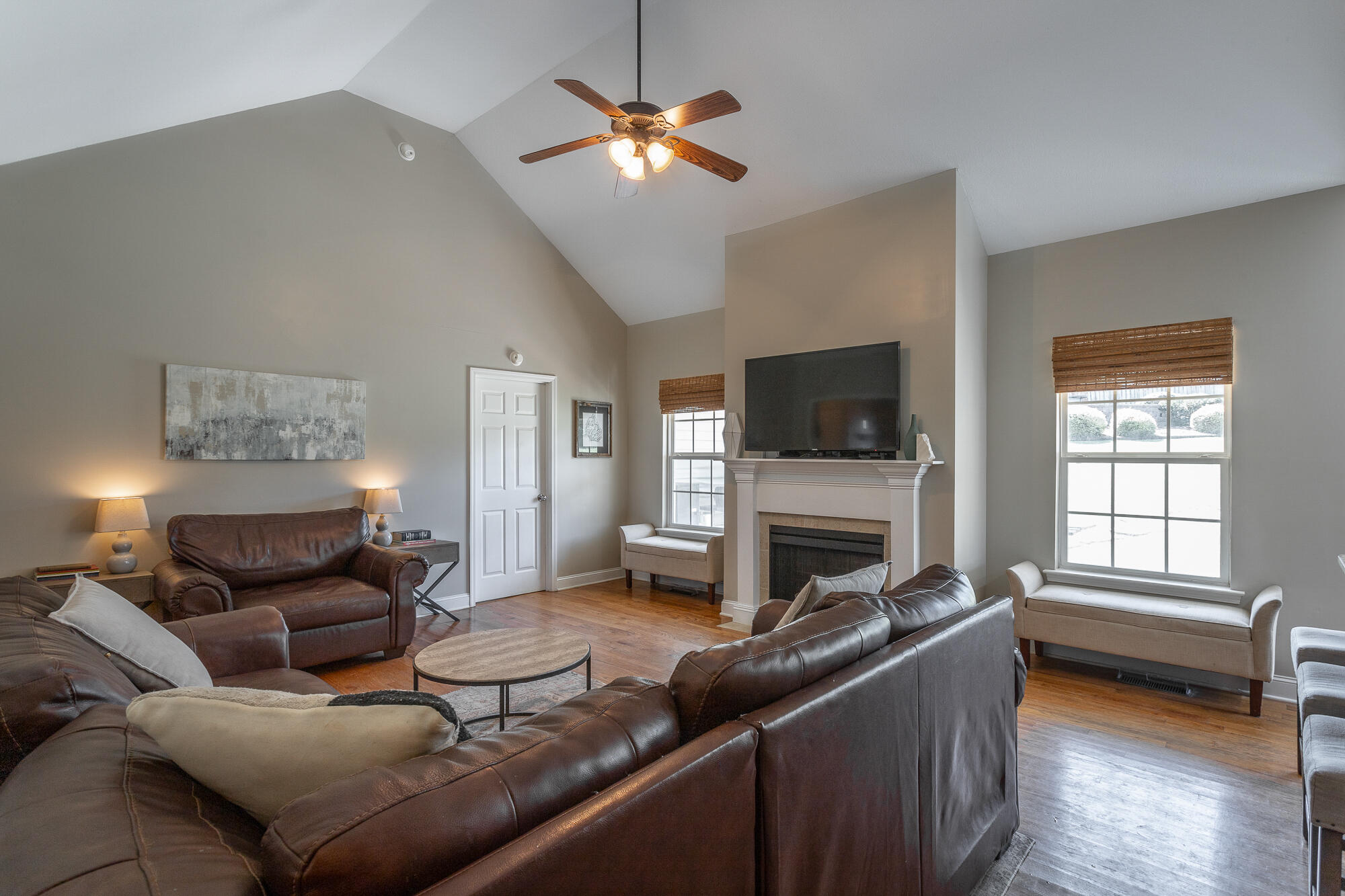 873 Windrush Loop