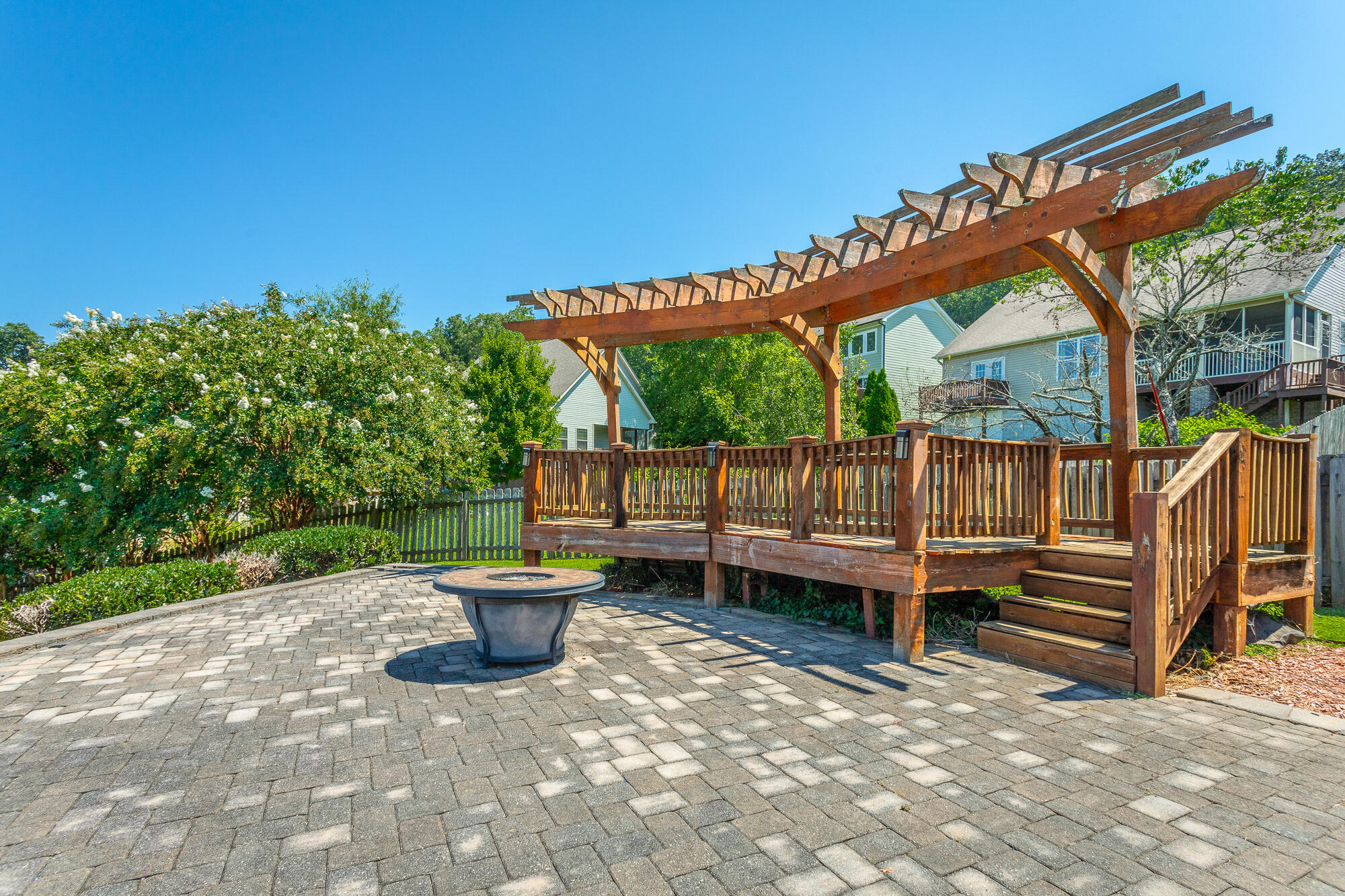 873 Windrush Loop
