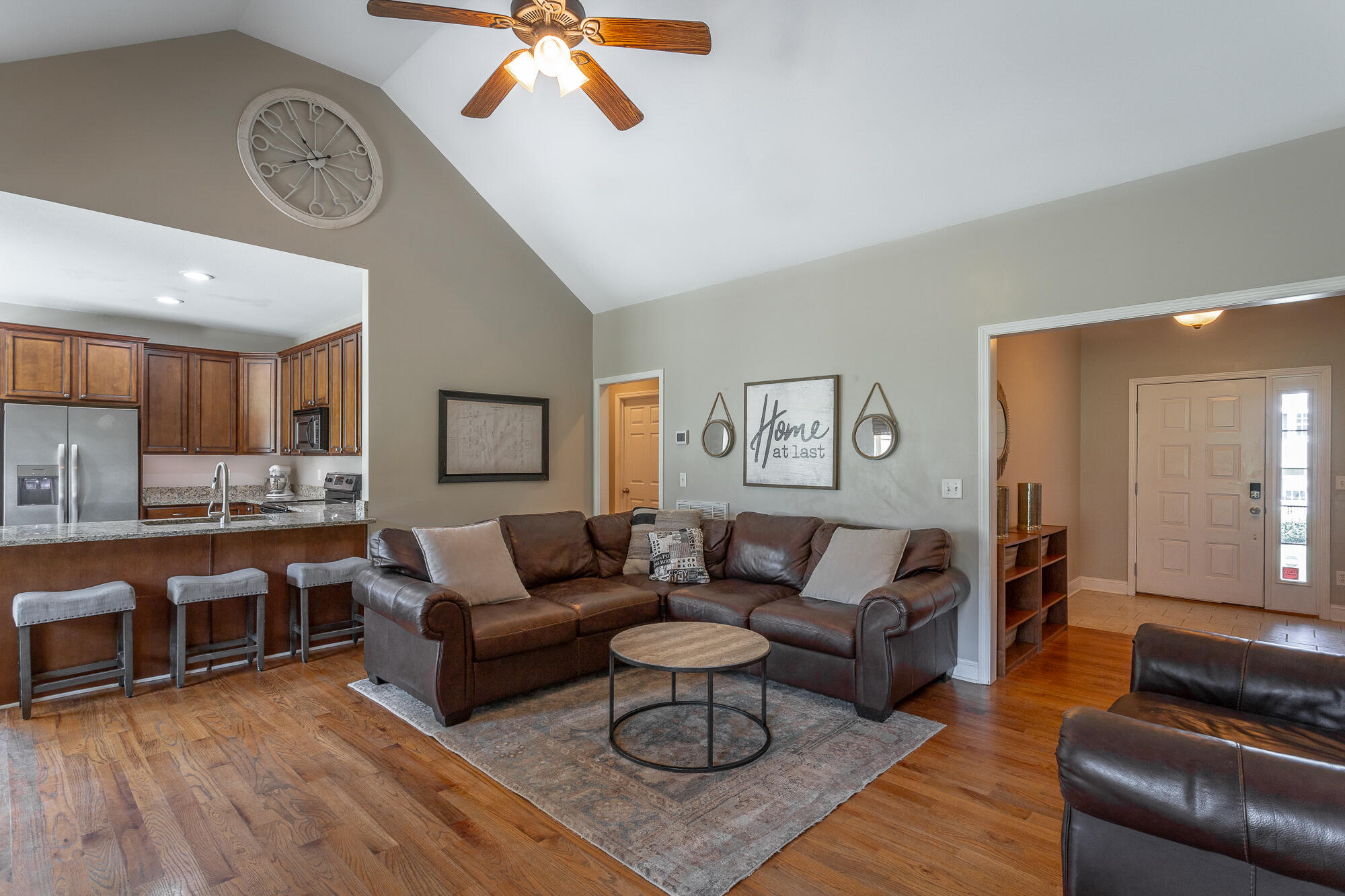 873 Windrush Loop