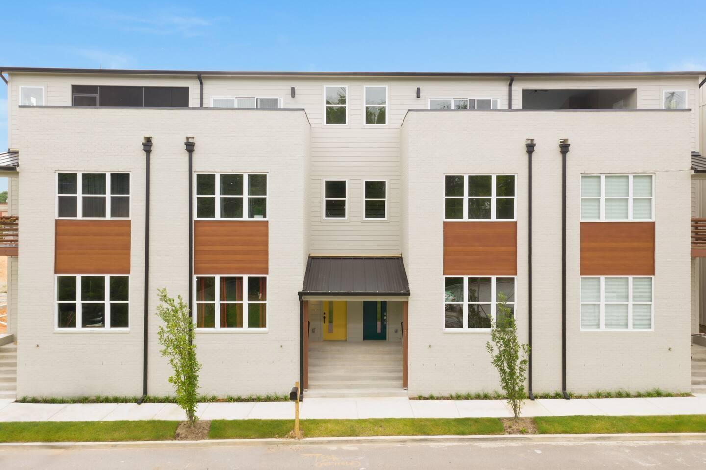 1404 Slayton Street