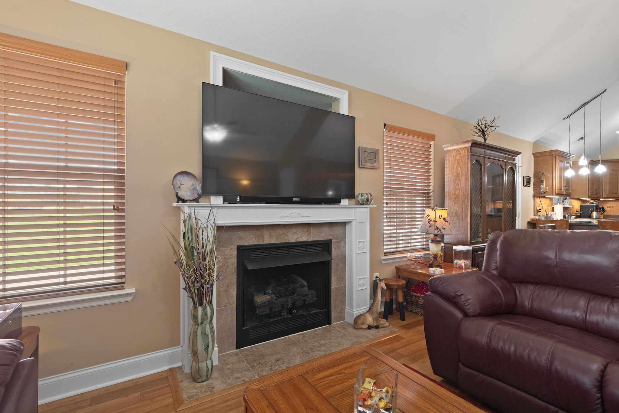 9802 Falcon Crest Drive
