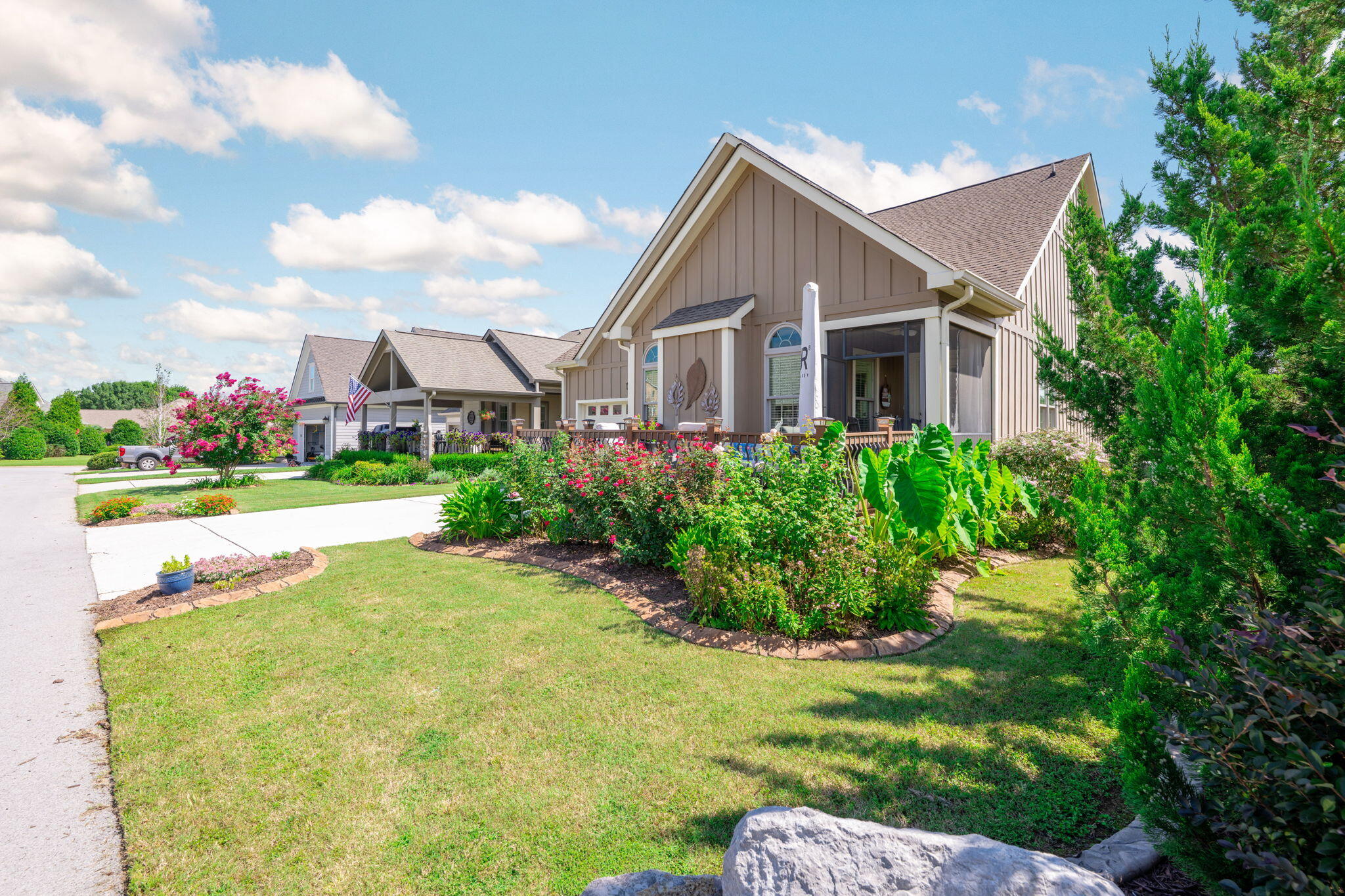 8949 Gentle Mist Circle, Ooltewah