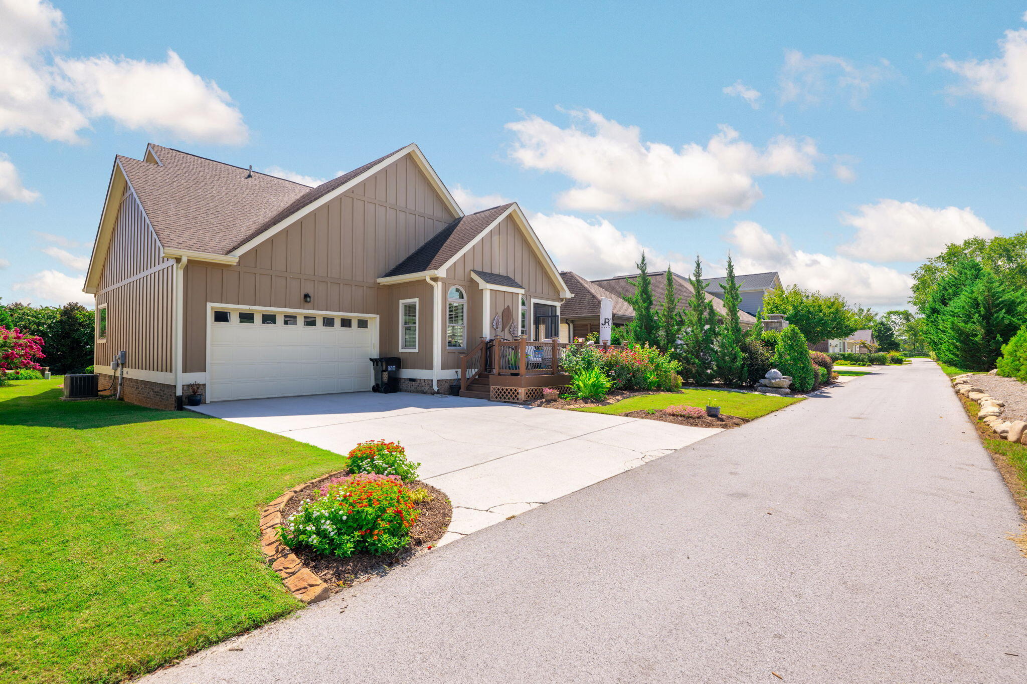 8949 Gentle Mist Circle, Ooltewah