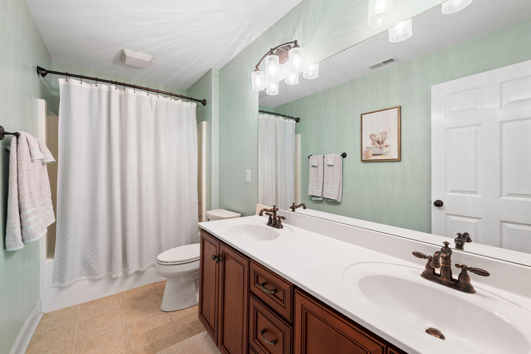 8949 Gentle Mist Circle, Ooltewah