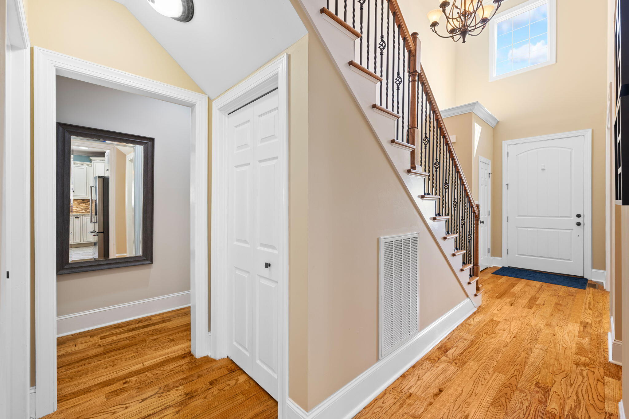 8949 Gentle Mist Circle, Ooltewah