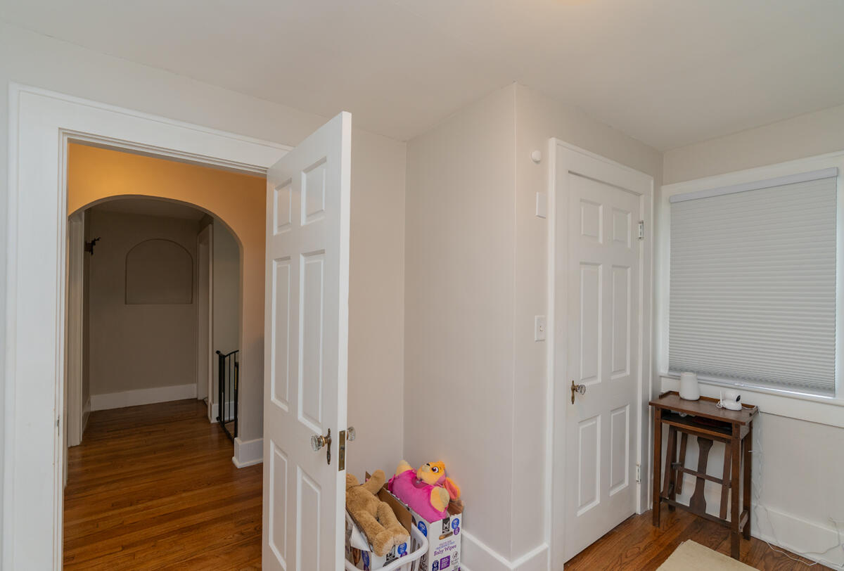 2718 Fairview Drive