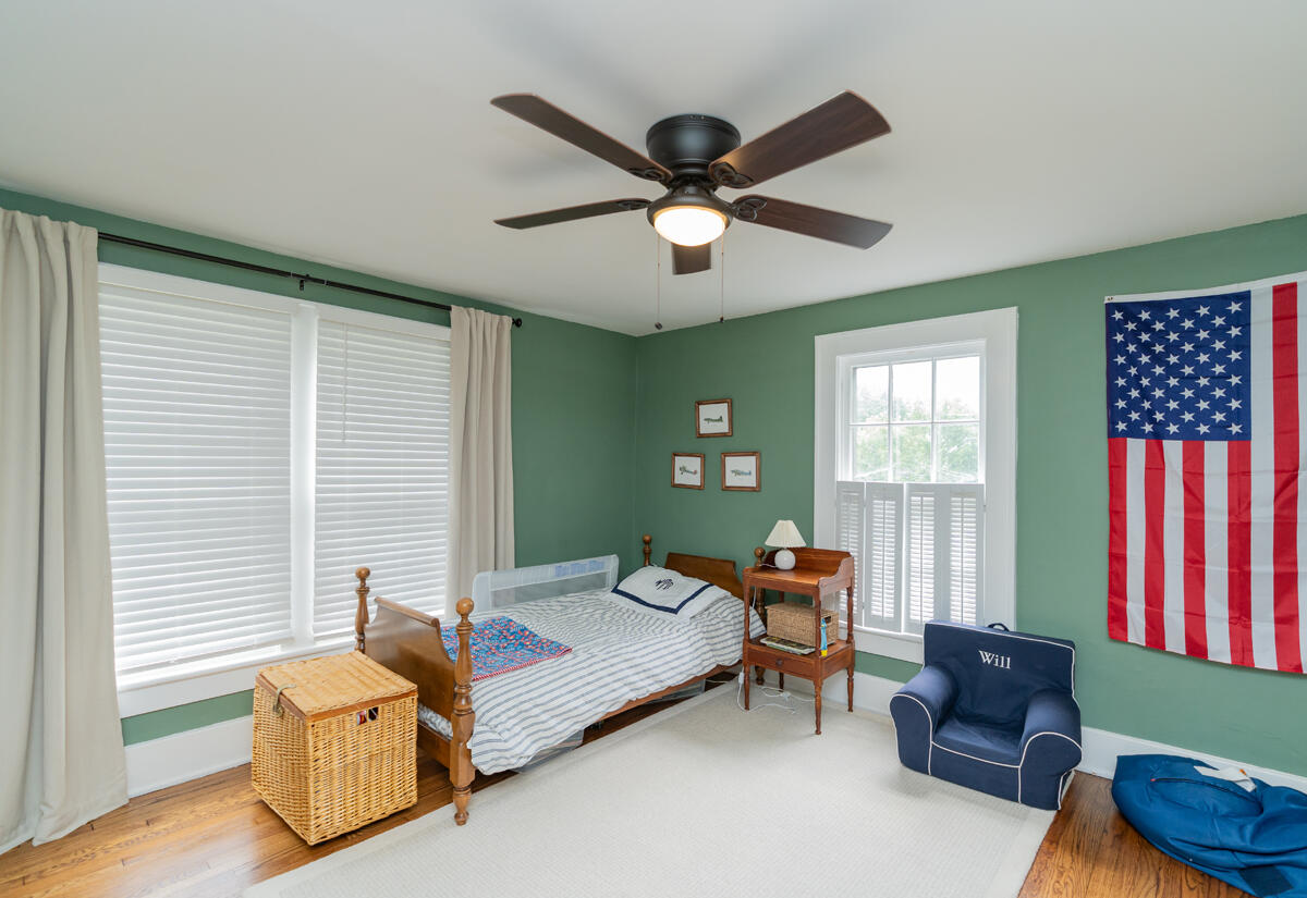 2718 Fairview Drive