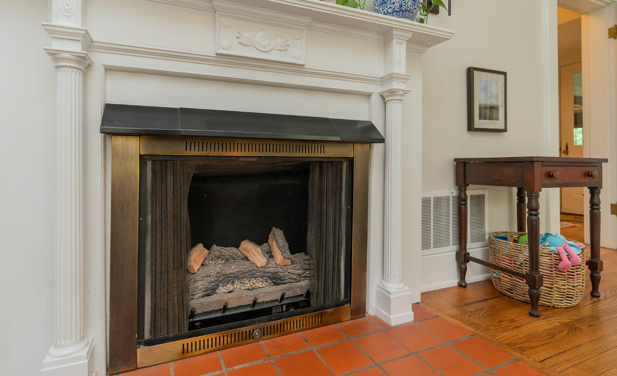 2718 Fairview Drive