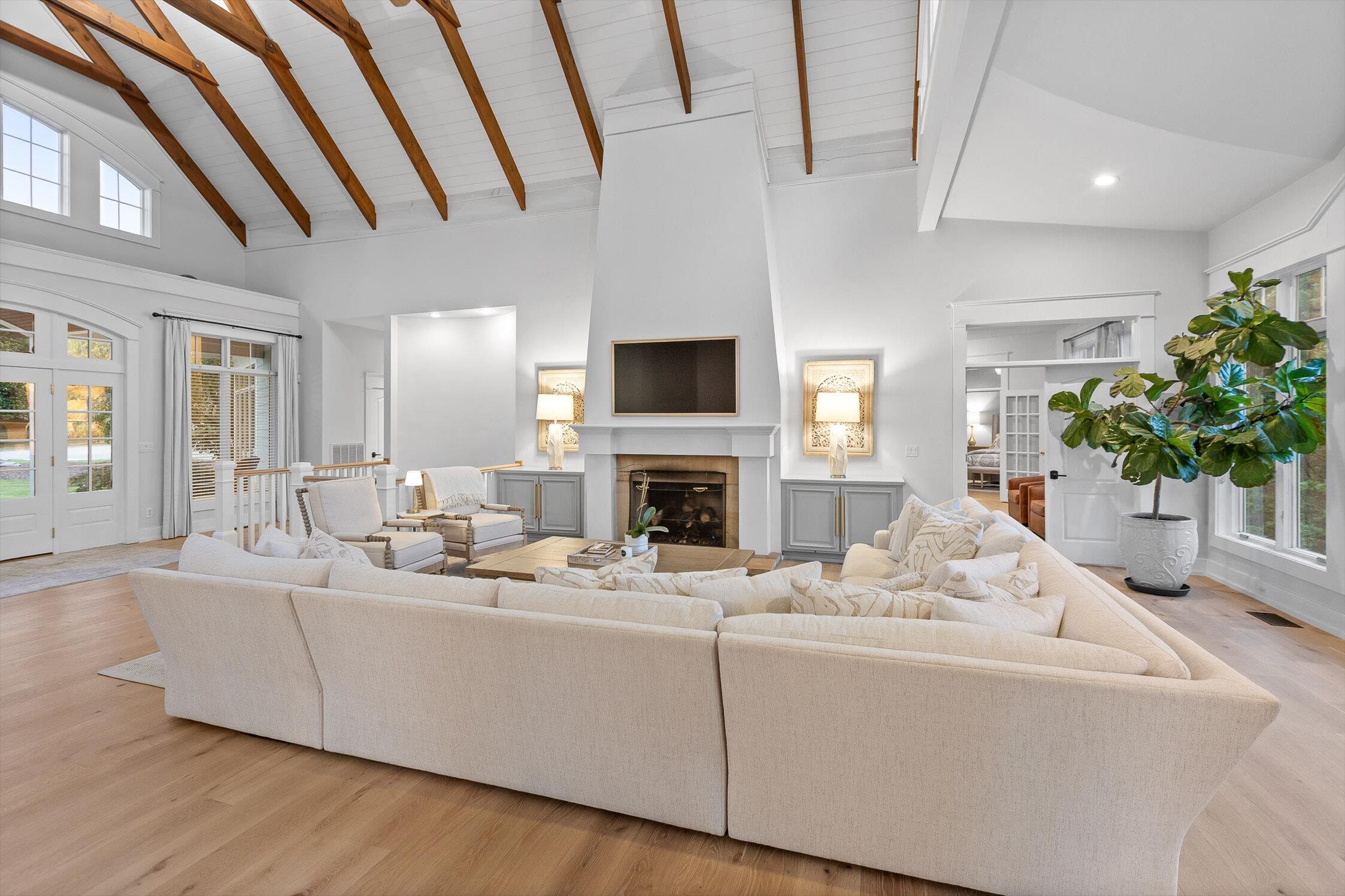 589 Magnolia Vale Drive