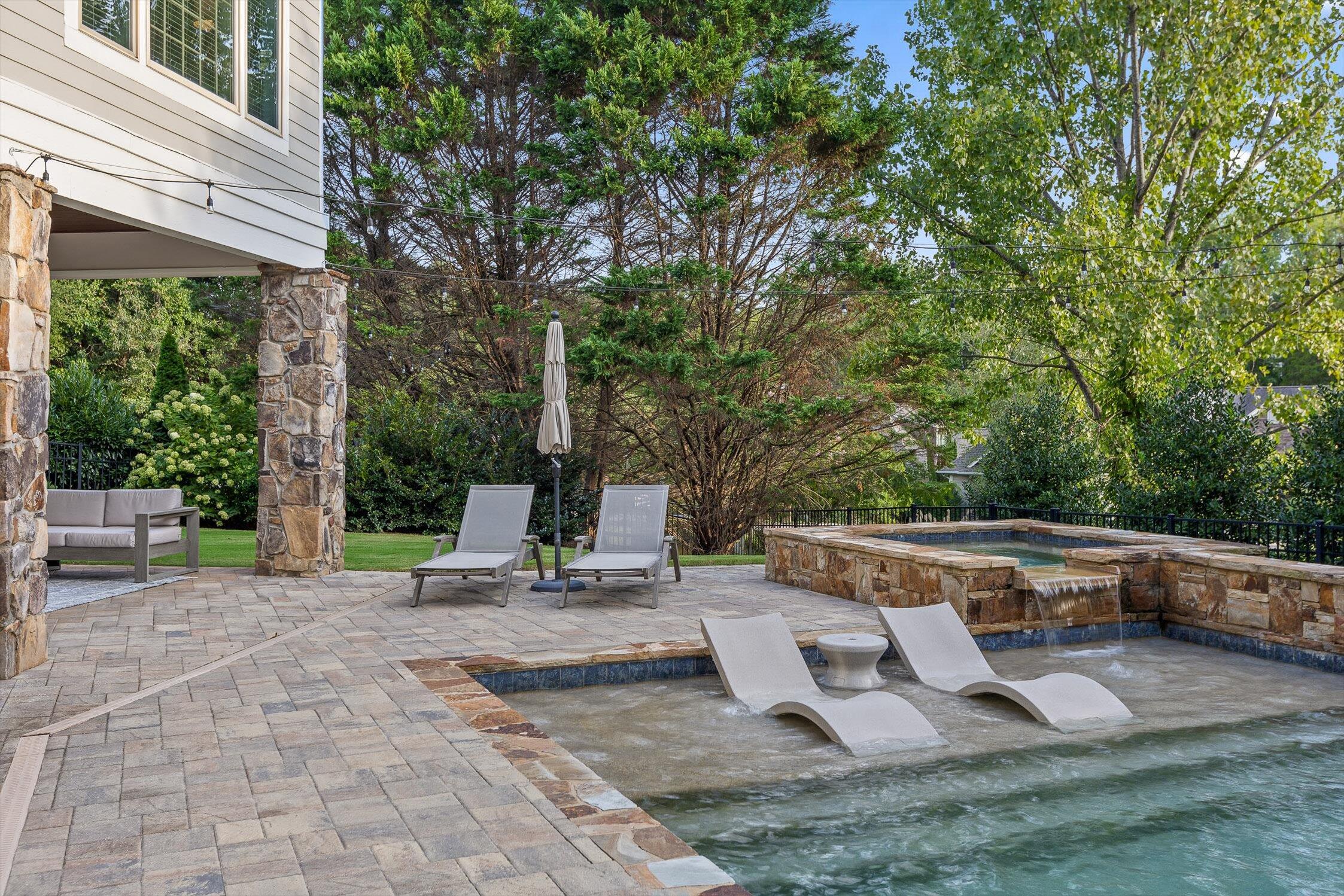589 Magnolia Vale Drive